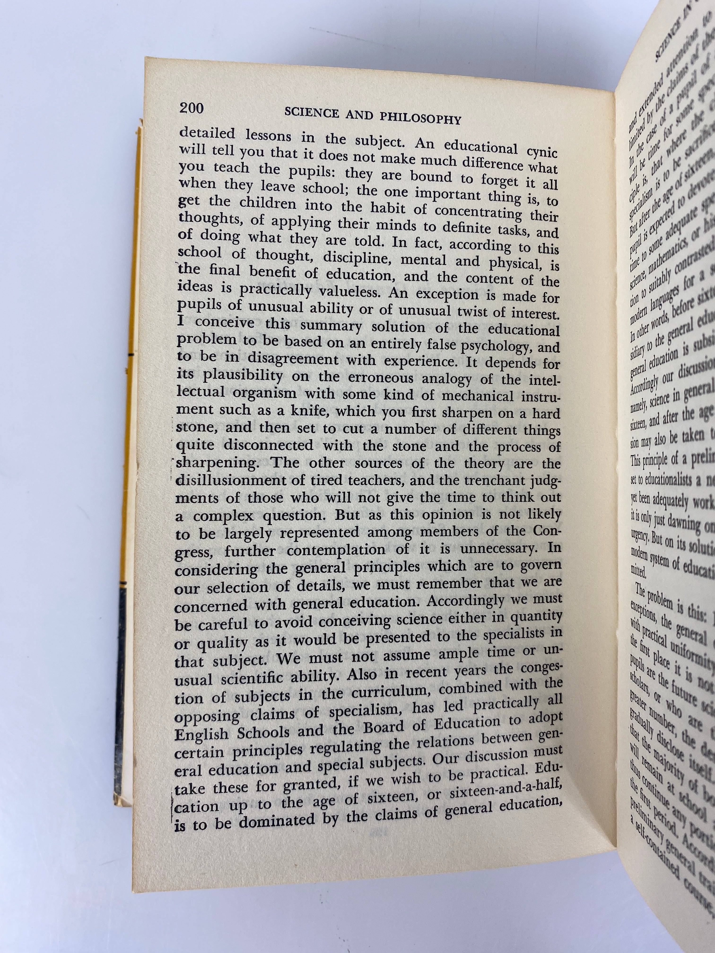 2 Vols: Science and Philosophy/The Pleasures of Philosophy 1948-53