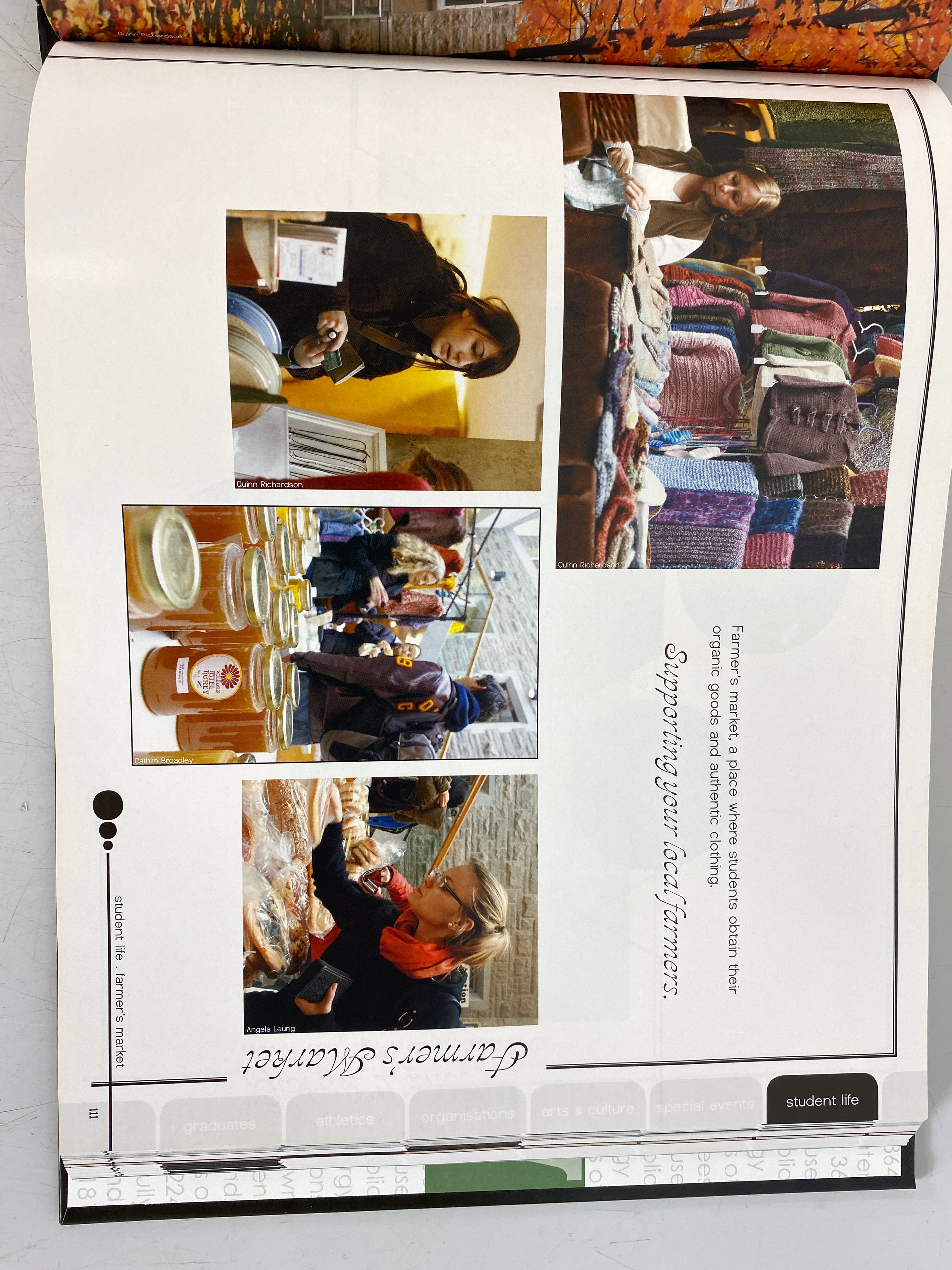 2008 Queen's University Yearbook "Tricolour" Kingston, ON, Canada HC Giftbox