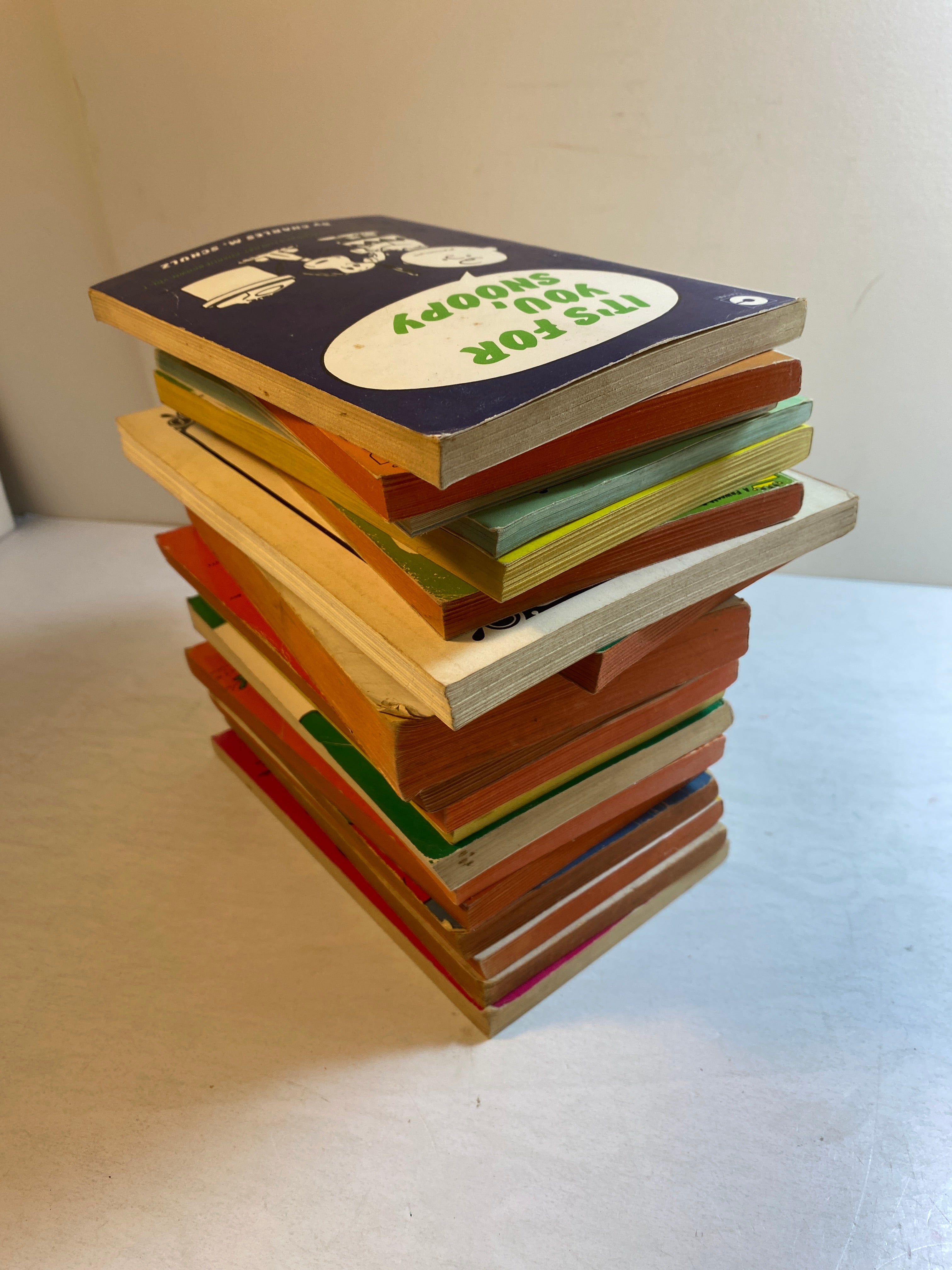 Lot of 19 Vintage Peanuts paperbacks Charles Schulz 1954-1975