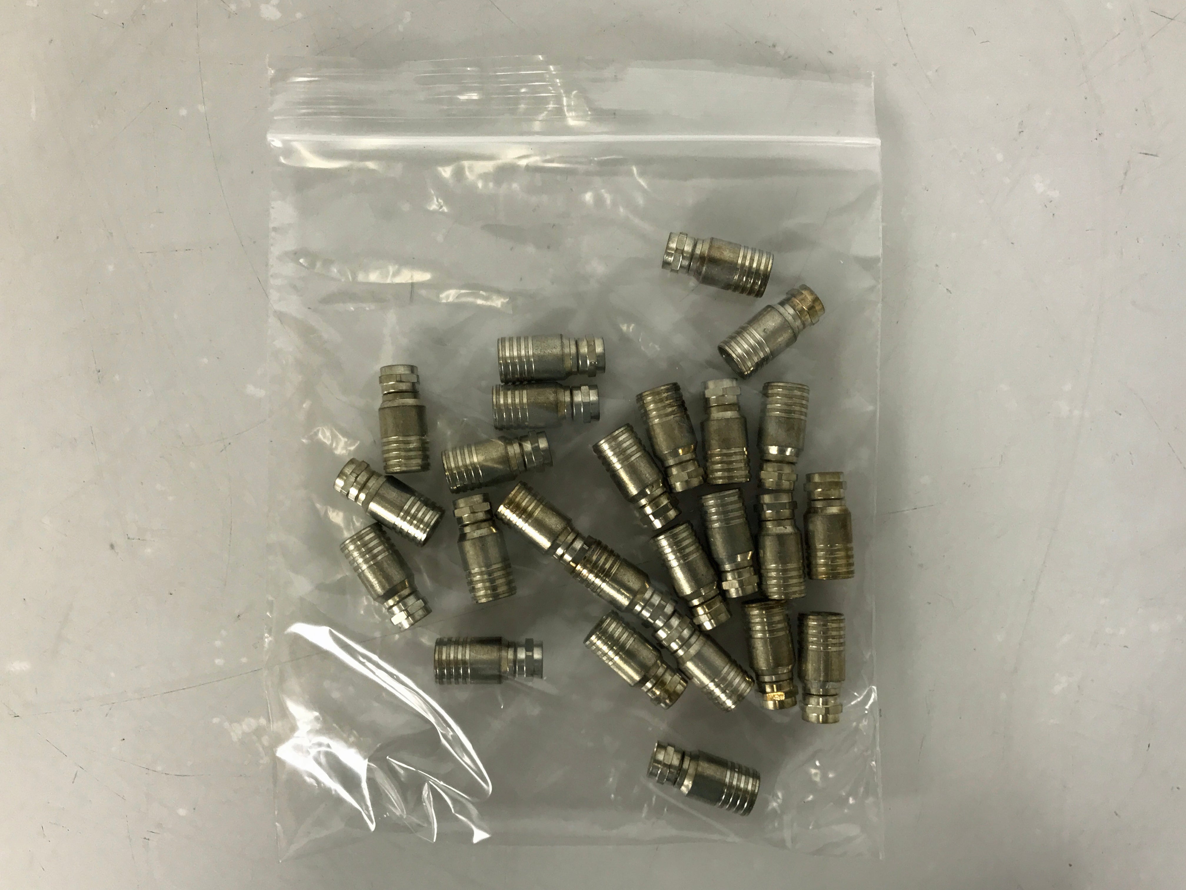 Corning Gilbert RF Male Coaxial Connector Pack of 25