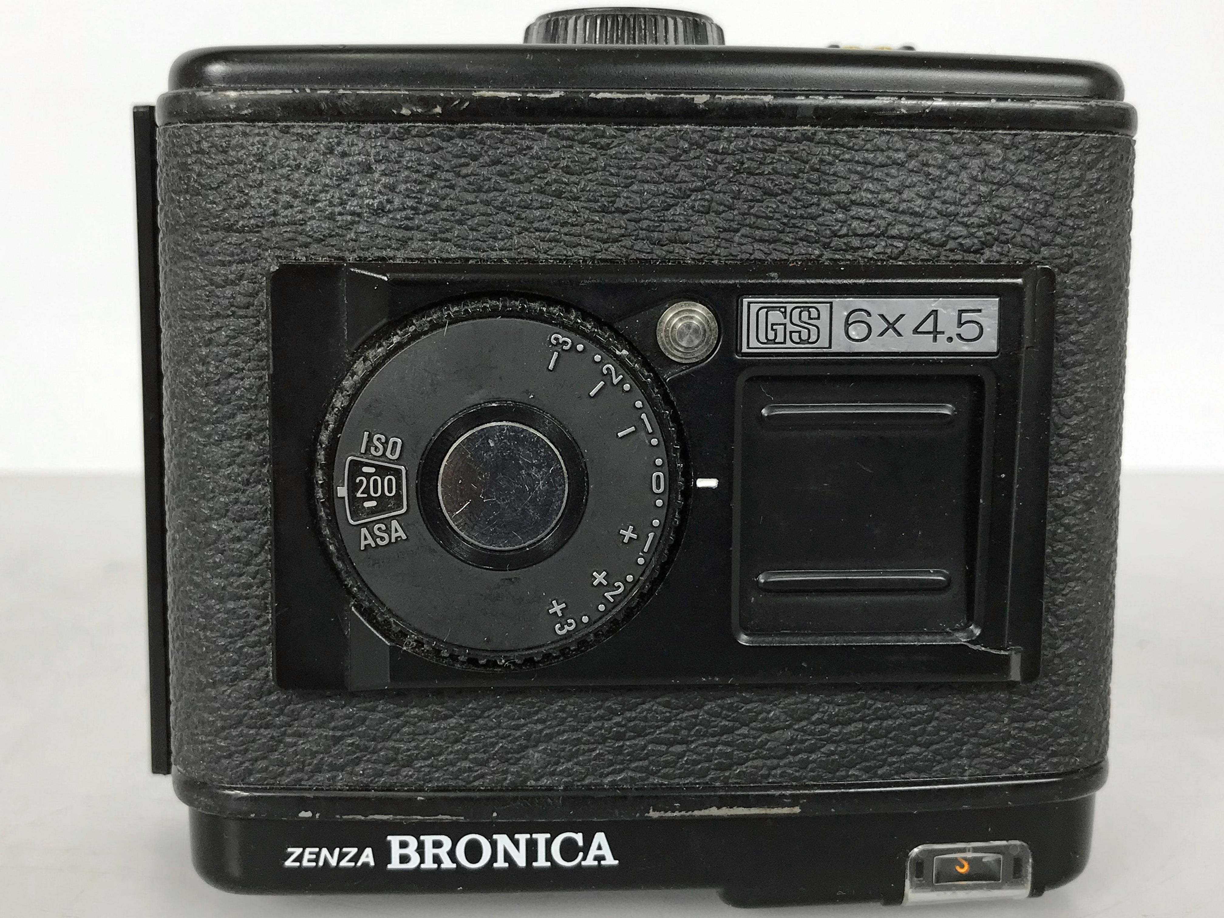 bronica 645