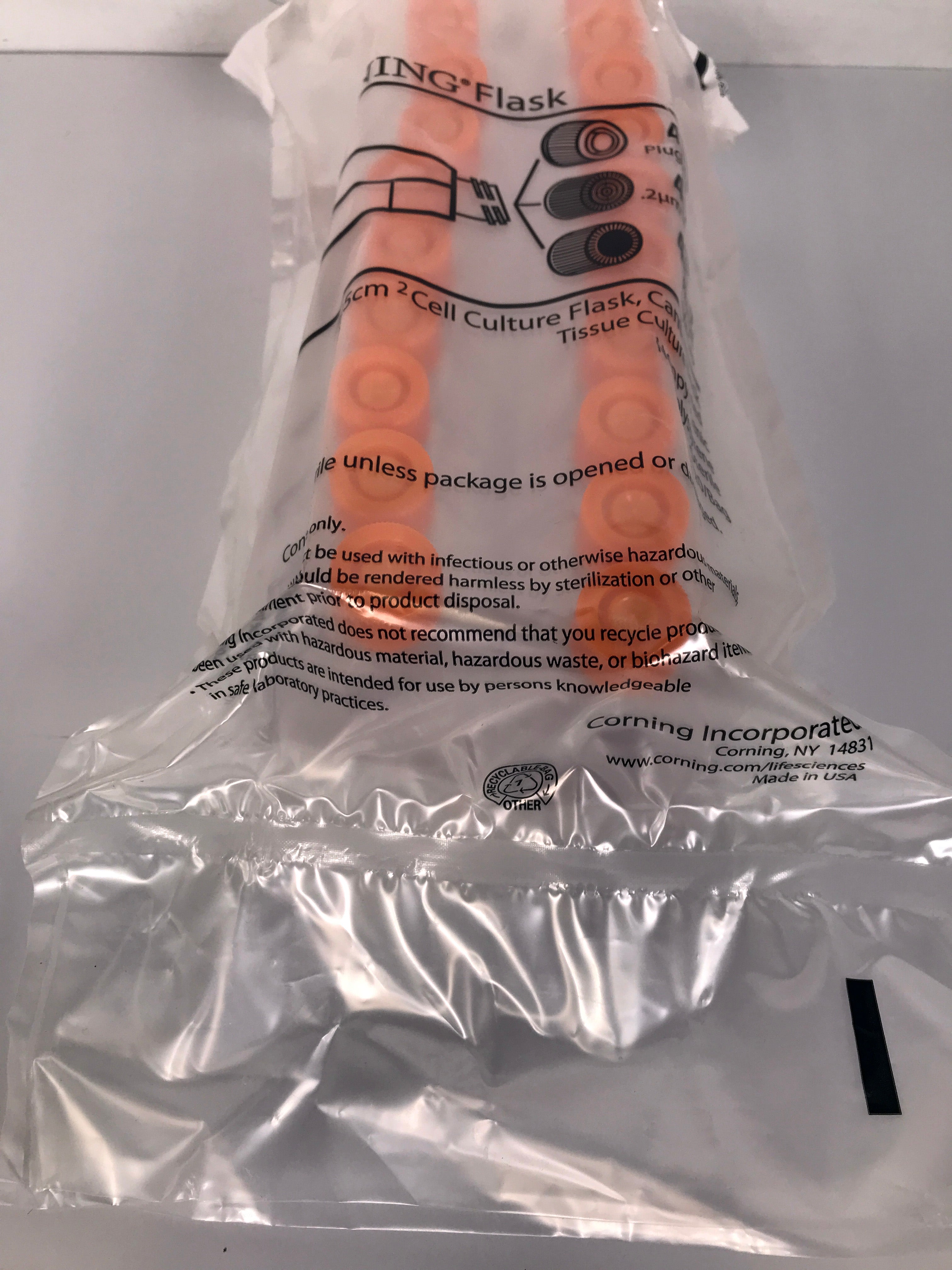 New Sealed Package of 20 Corning Cell Culture Treated Flasks 25cm 430168