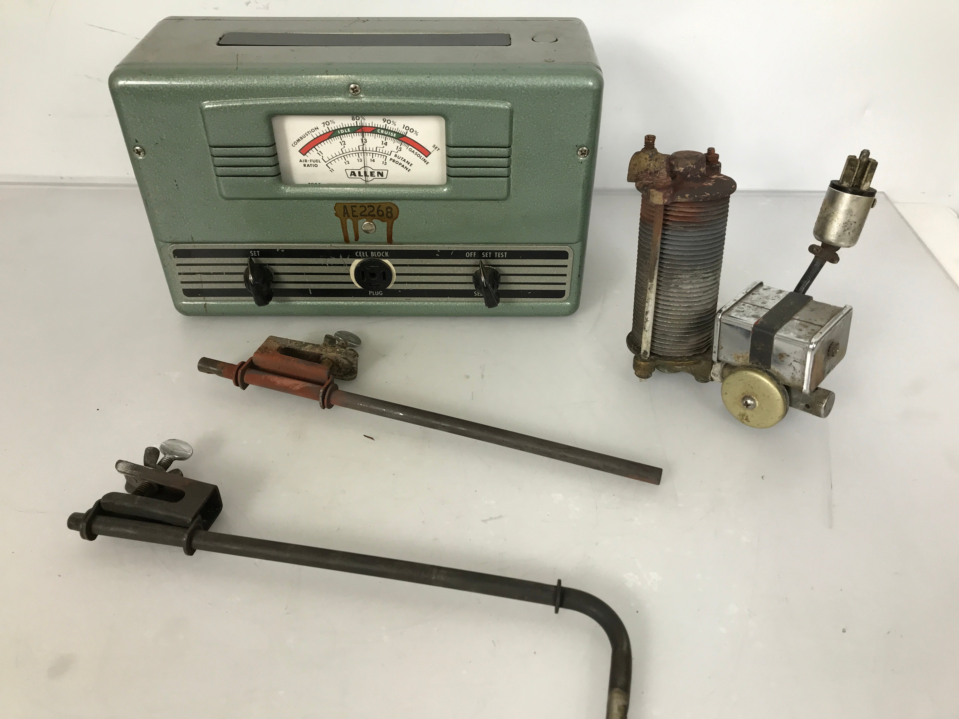 Vintage Allen Model E-1206 Combustion Analyzer *For Parts or Repair*