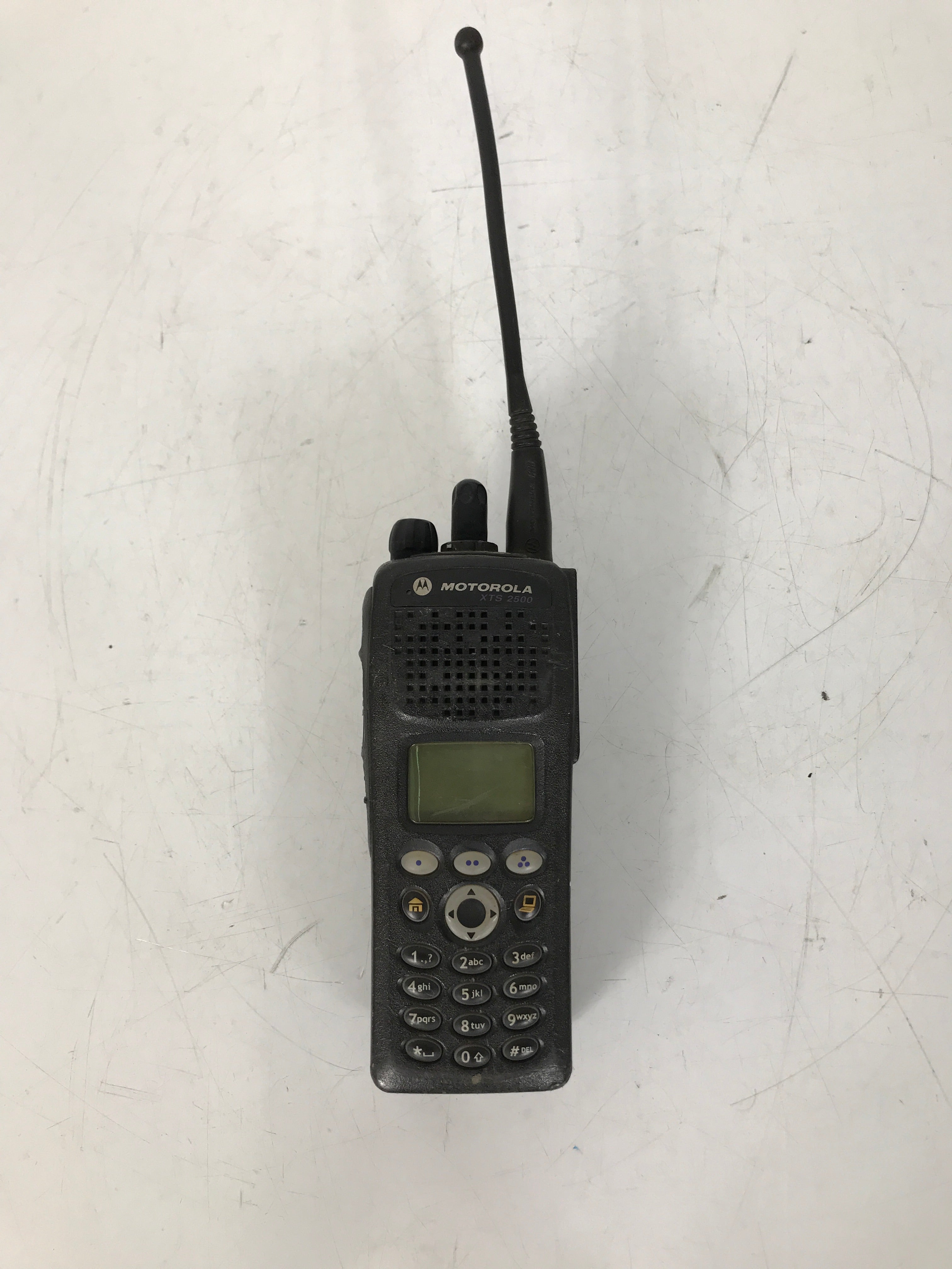 Motorola XTS 2500 Digital Portable Radio - Long Antenna – MSU Surplus Store