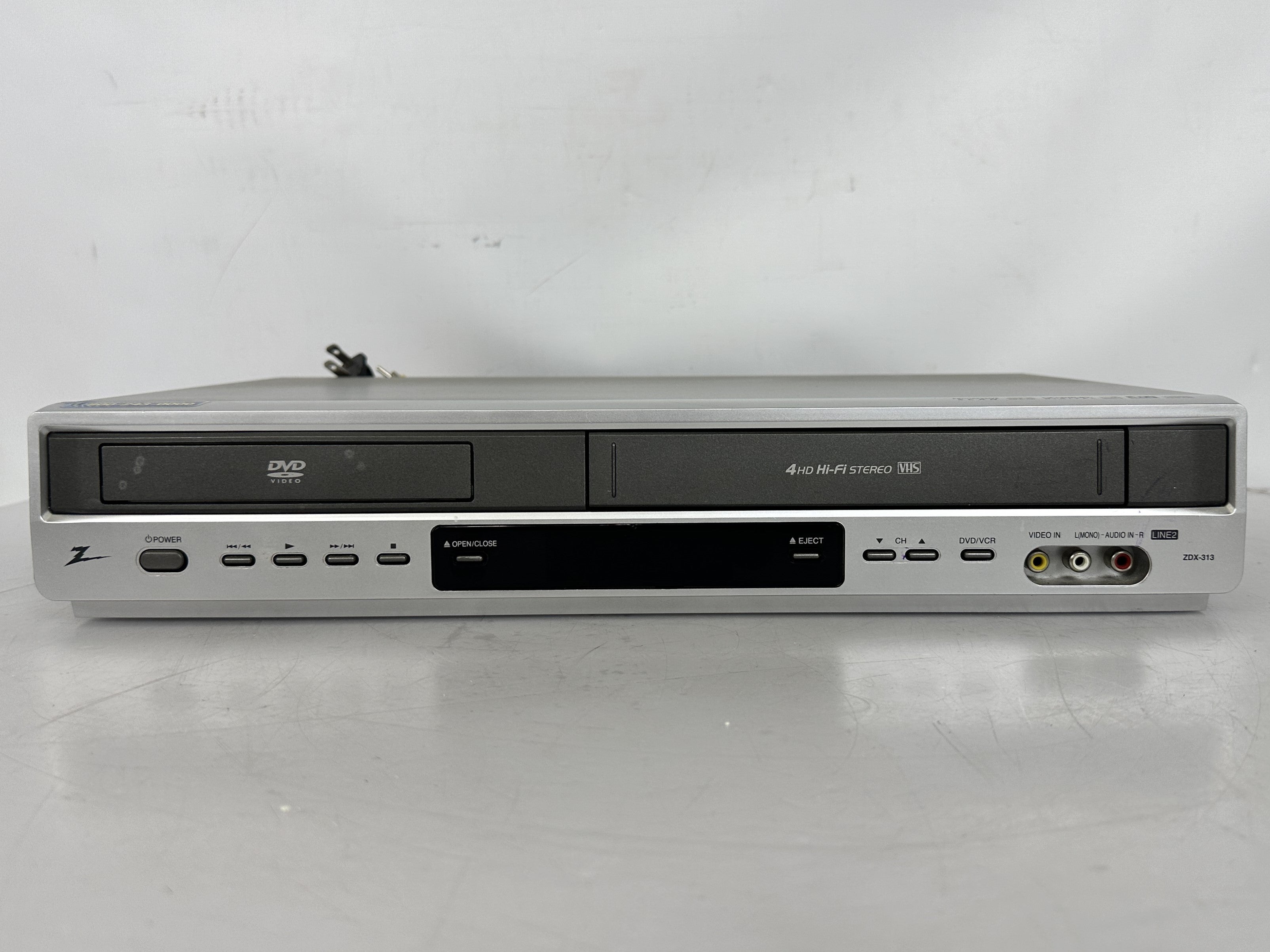 Zenith ZDX-313 Progessive Scan DVD/Hi-Fi VCR Combo