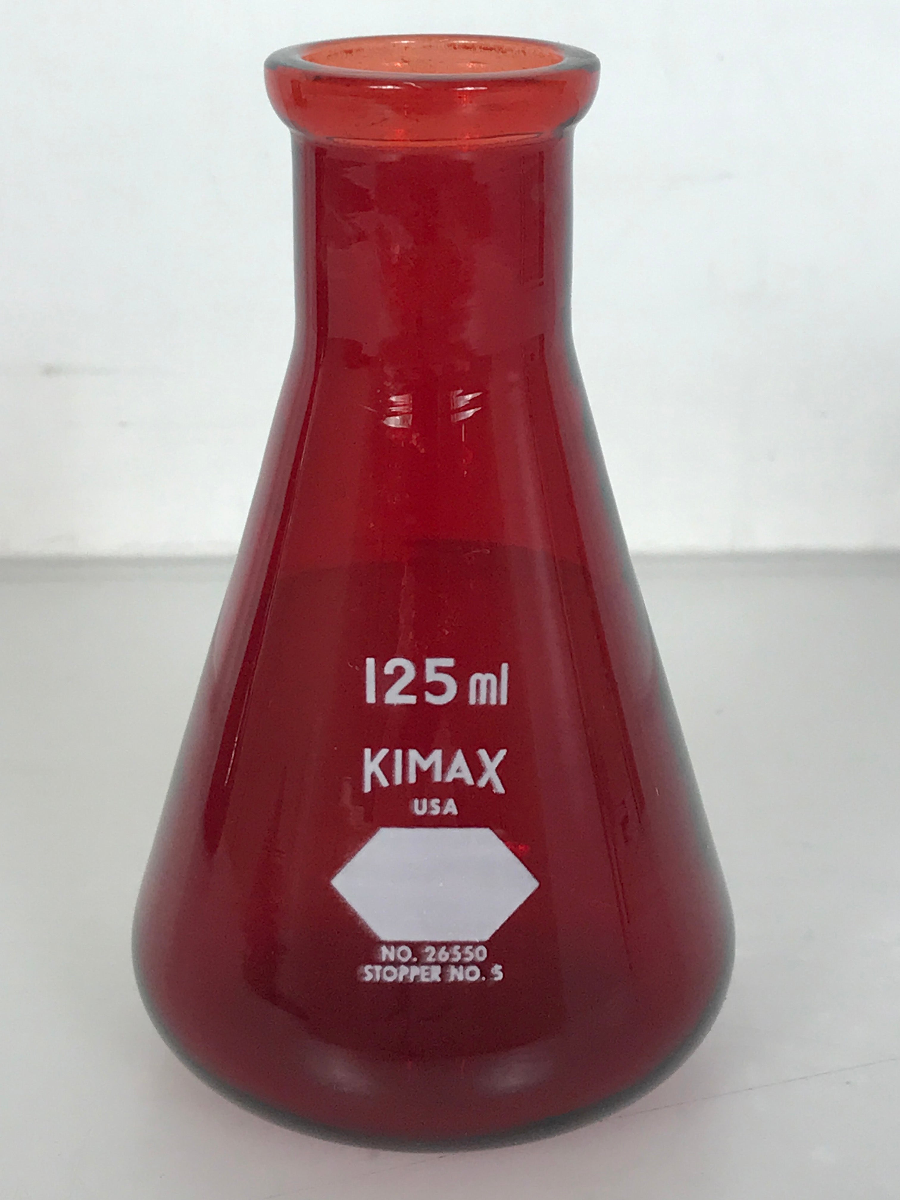 Kimax 125 mL Ruby Red Glass Erlenmeyer Flask No. 26550