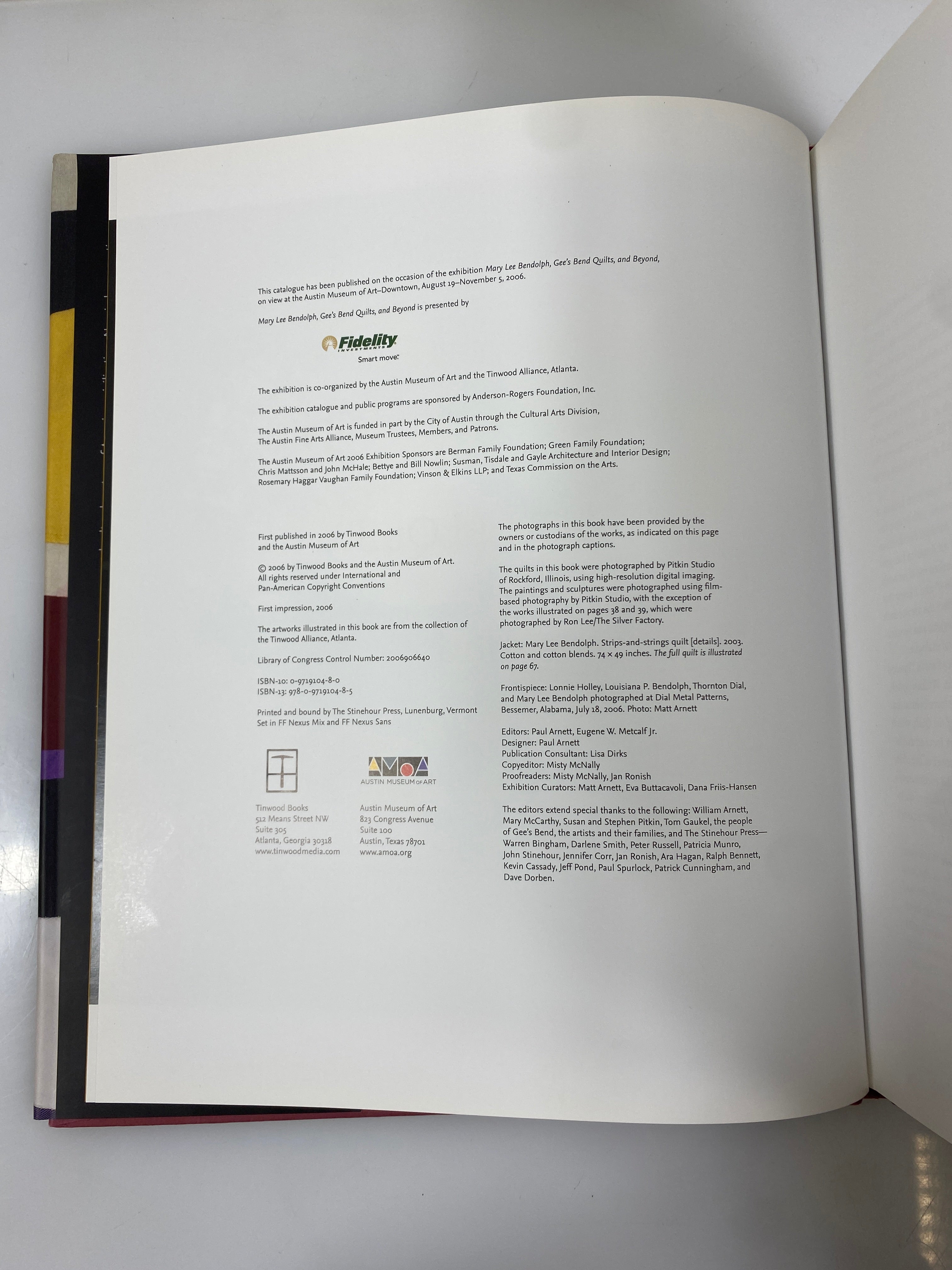 *Signed* Mary Lee Bendolph, Gee's Bend Quilts, and Beyond 2006 HCDJ