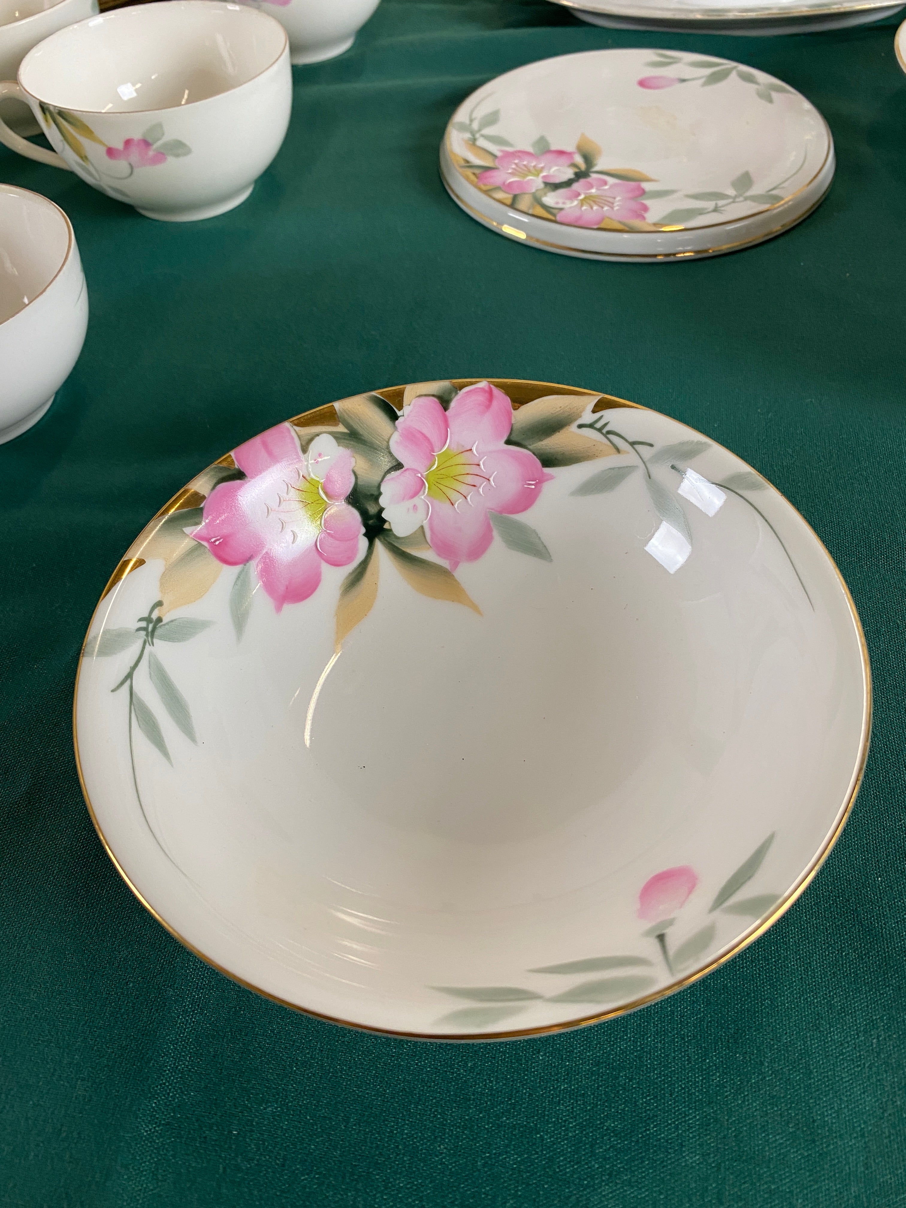 Noritake "Azalea" Hand Painted Dinnerware Set