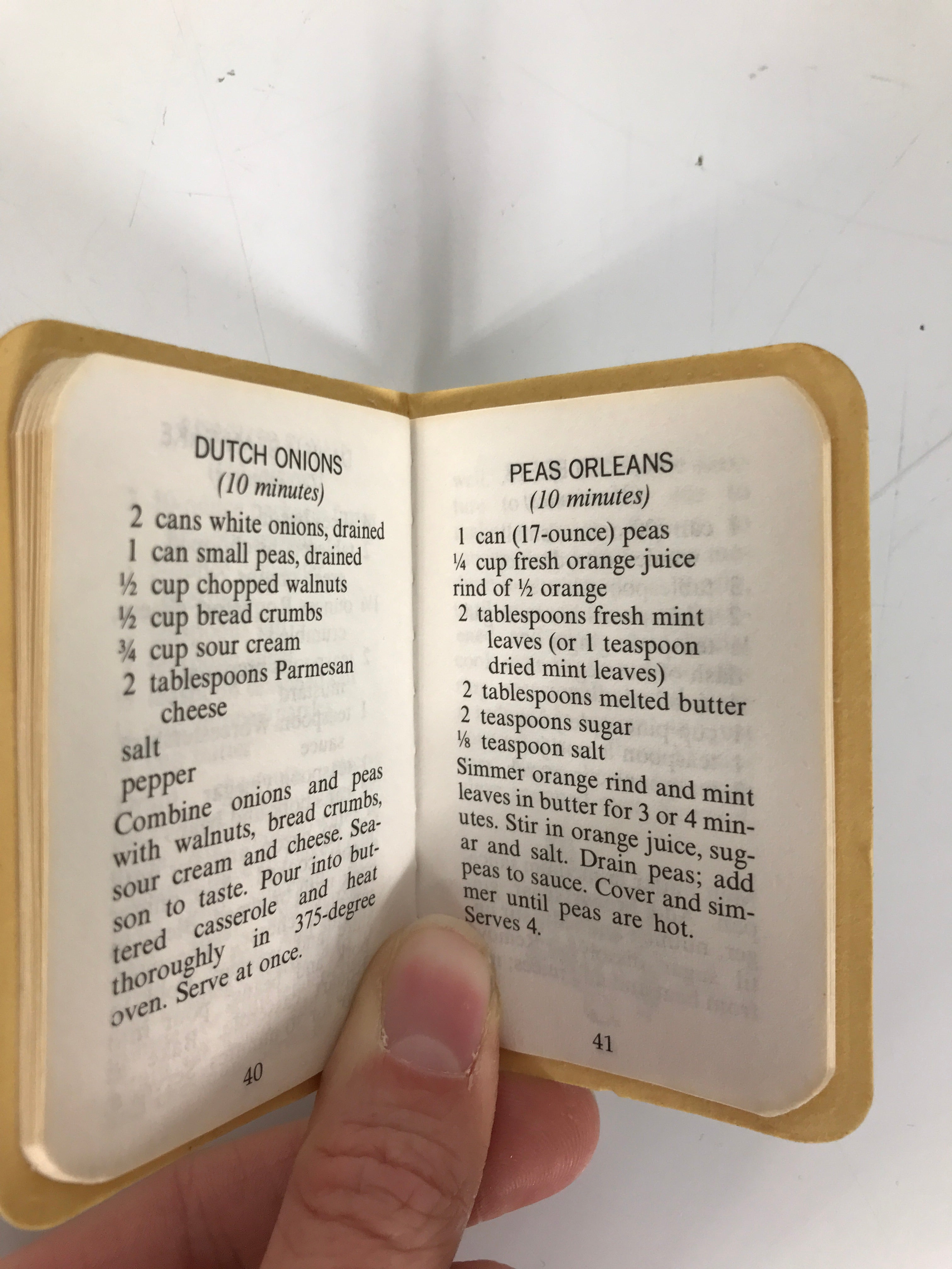 Lot of 2 Vintage Hallmark Mini Books: Meals in Minutes & Little Garden Guide SC