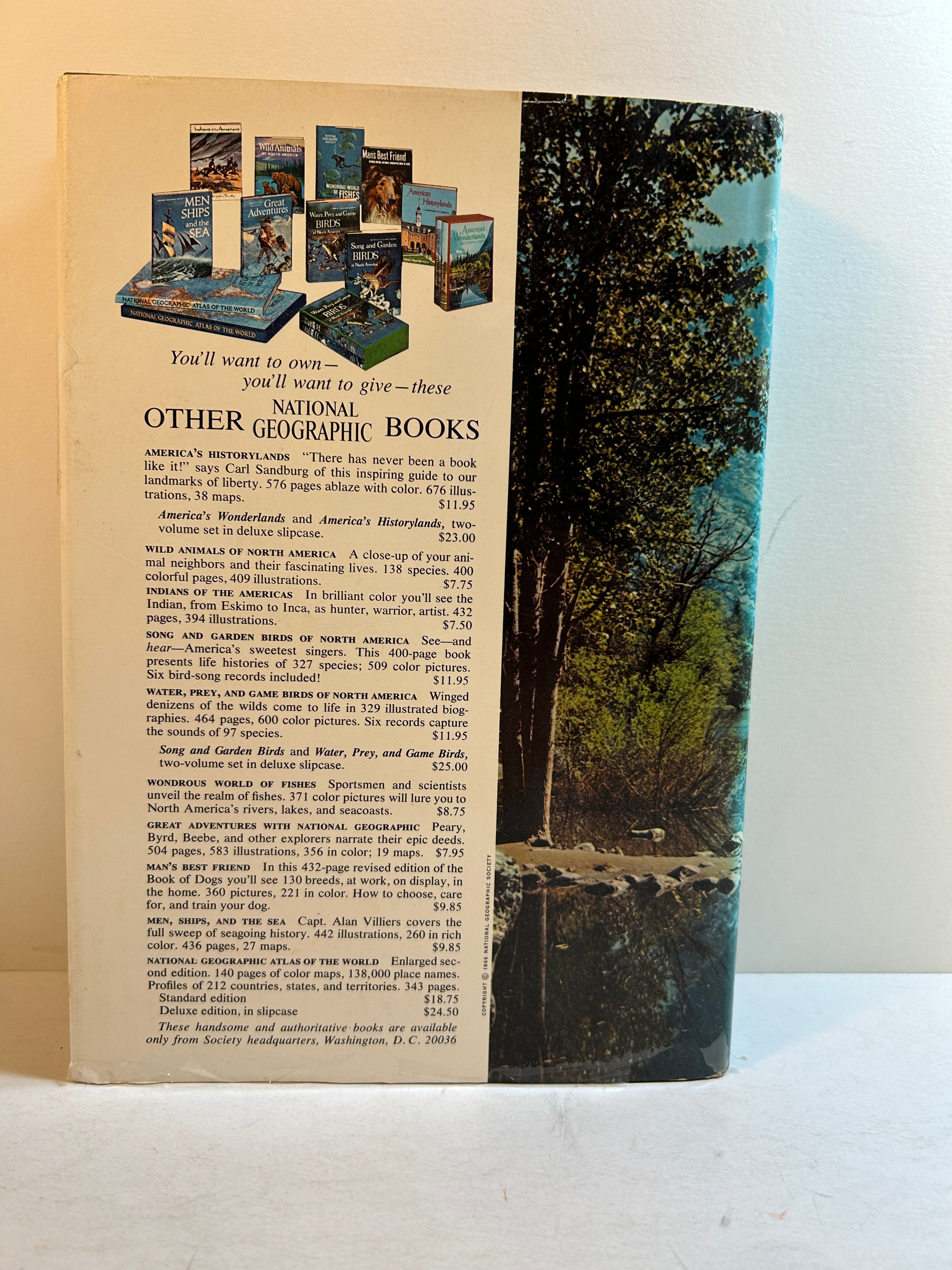 Animal Wonderlands by National Geographic w/Map New Enlarged Edition 1966 HCDJ