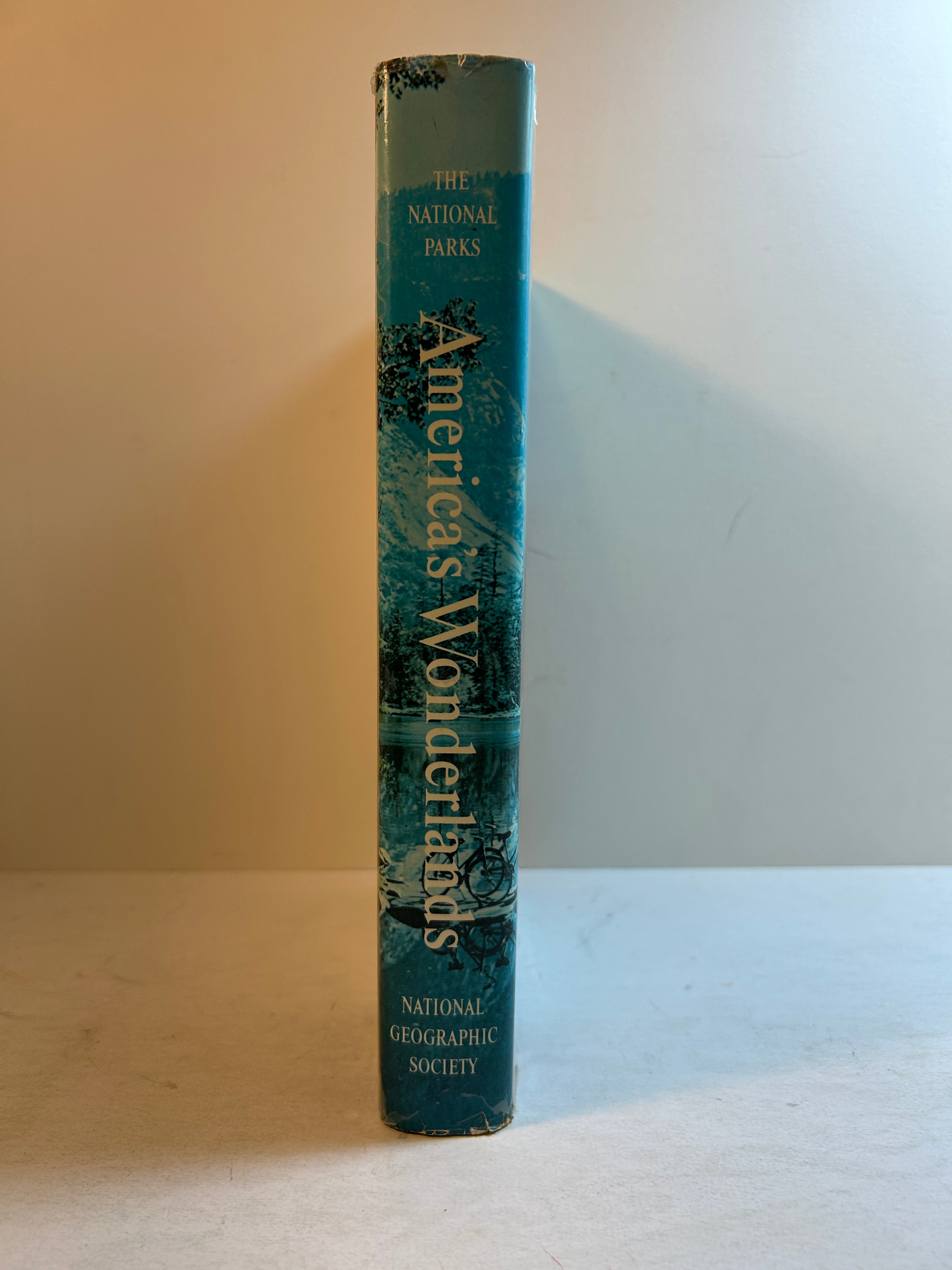 Animal Wonderlands by National Geographic w/Map New Enlarged Edition 1966 HCDJ