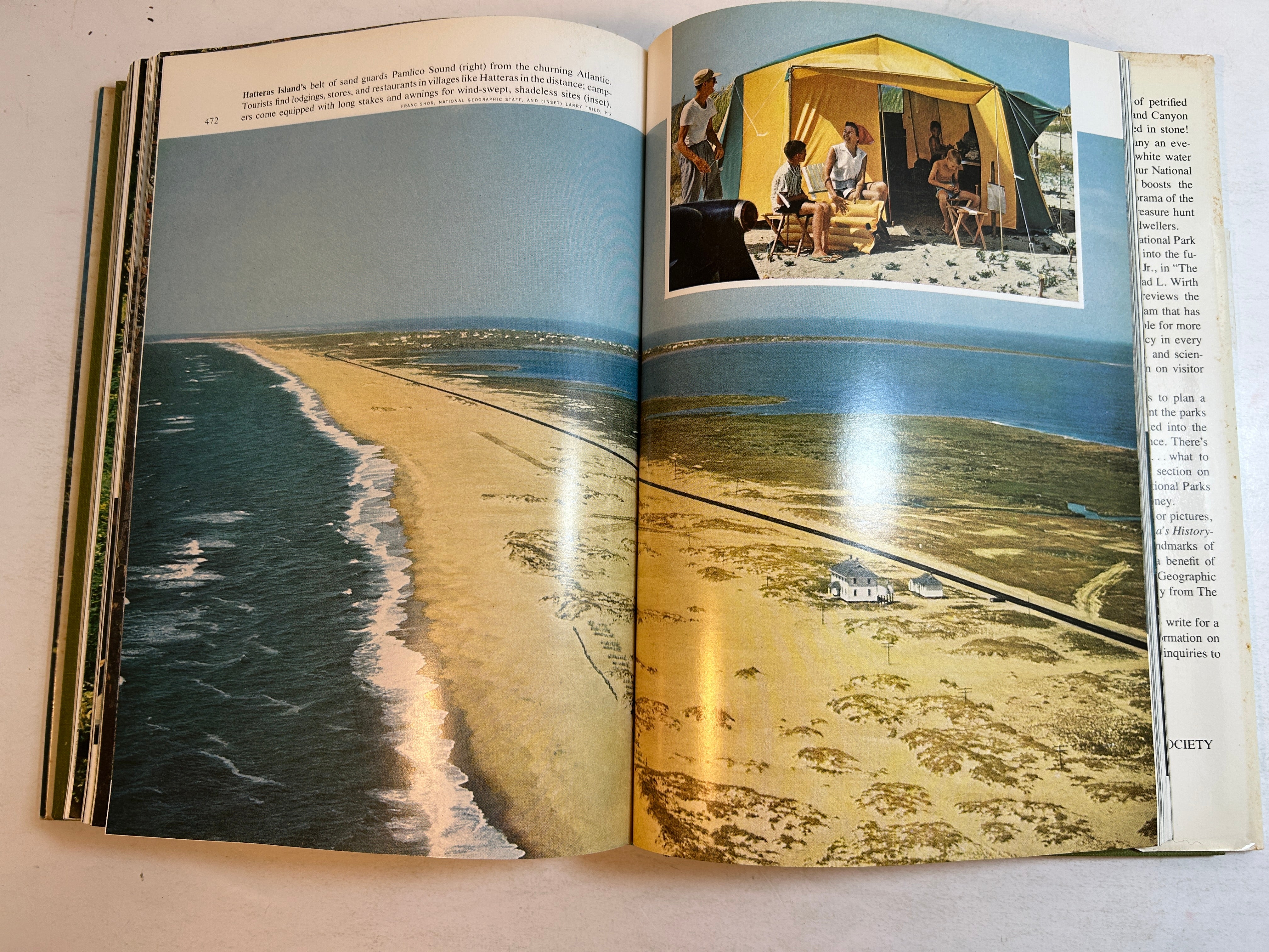 Animal Wonderlands by National Geographic w/Map New Enlarged Edition 1966 HCDJ