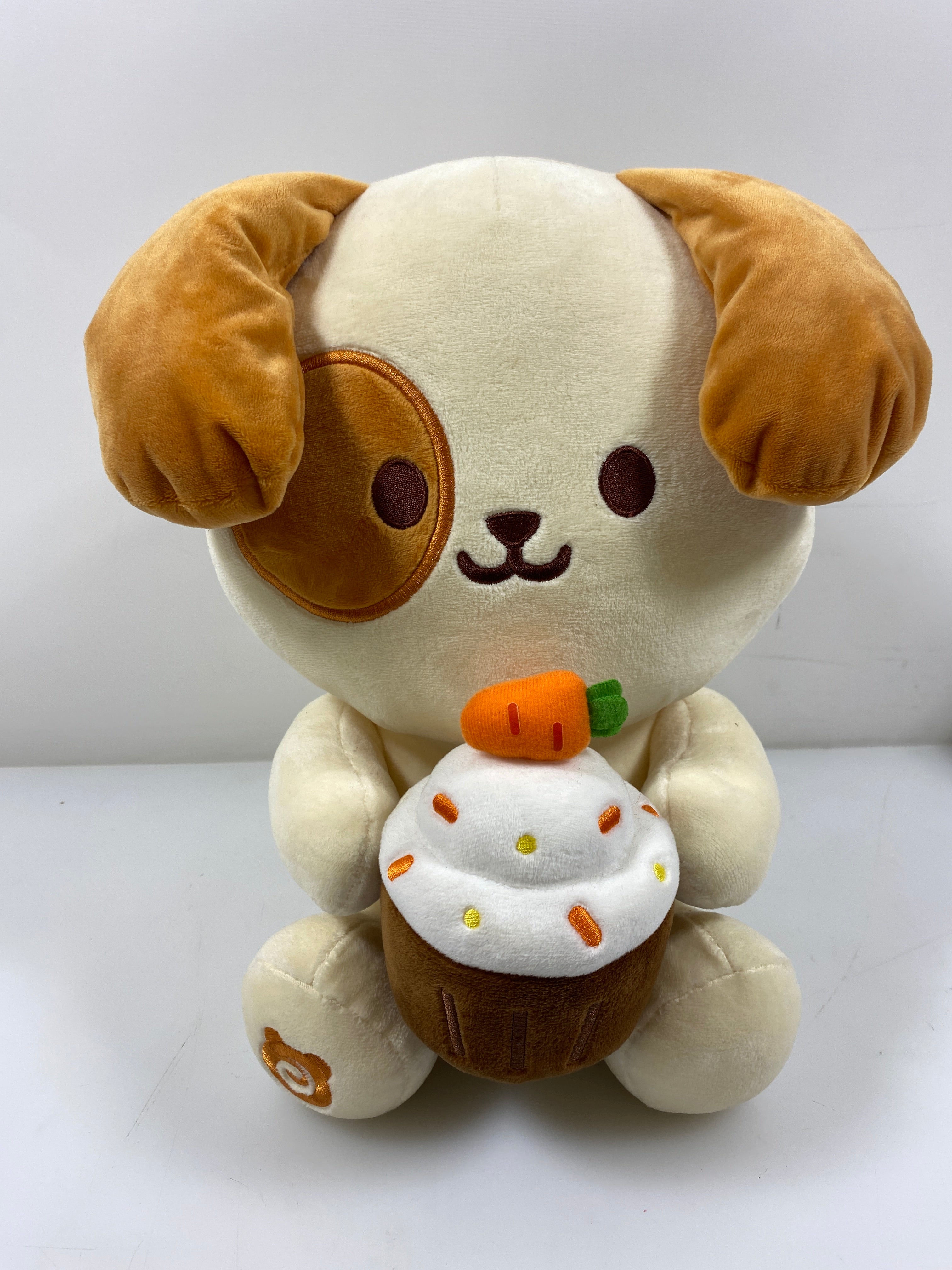 Anirollz Dog with Carrot Cake Plush Toy