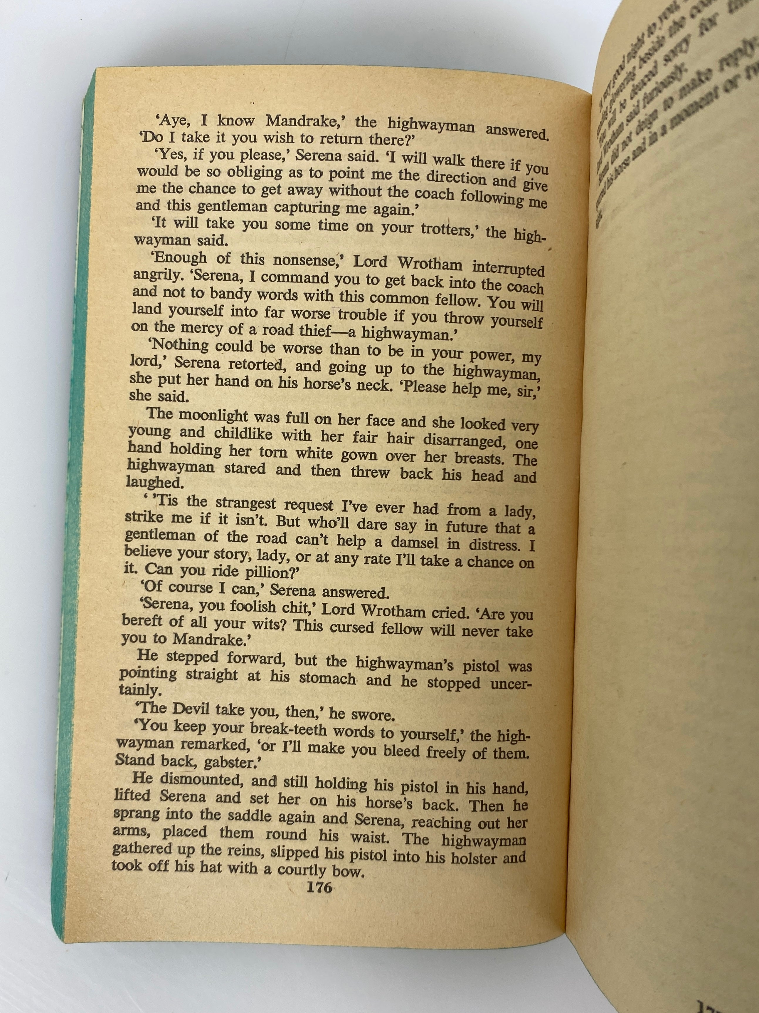 Barbara Cartland A Hazard of Hearts 1975 Pyramid Books 9th Printing SC