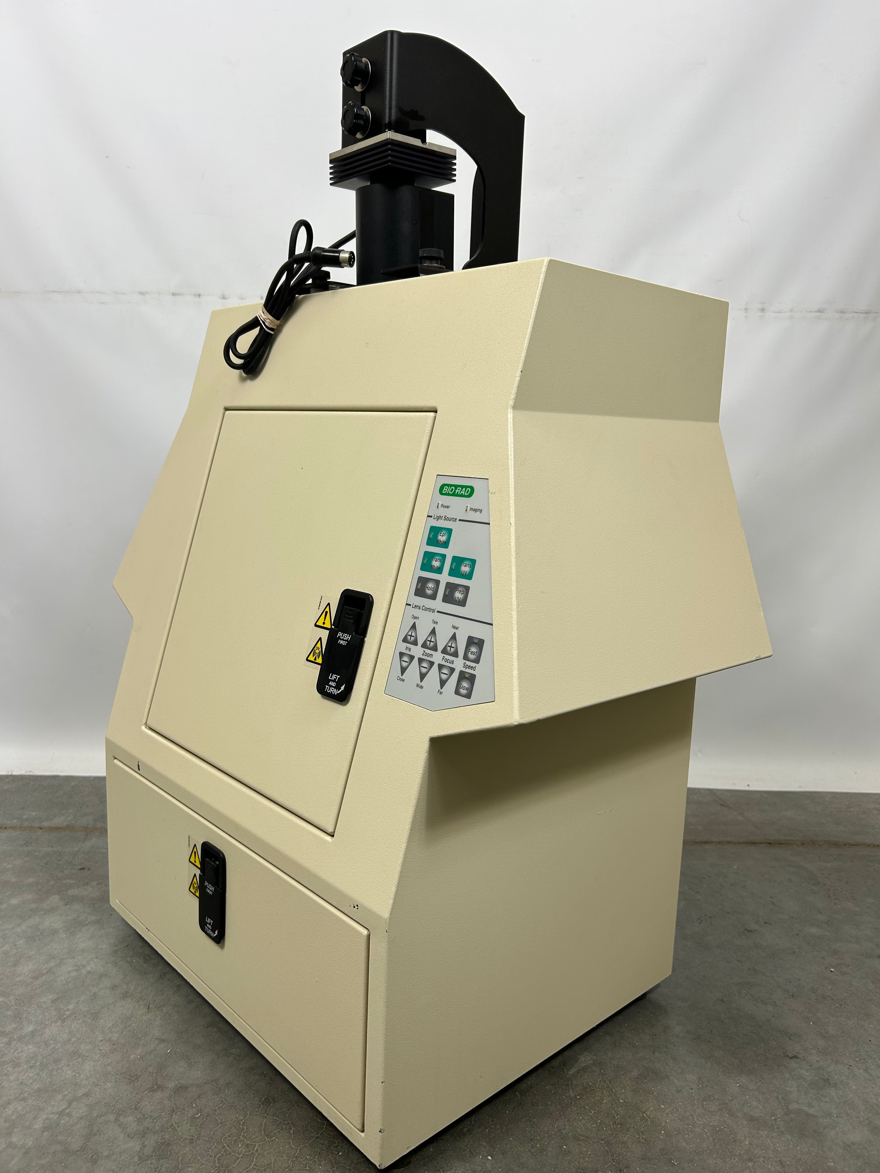 Bio-Rad Universal Hood Gel Molecular Imaging System