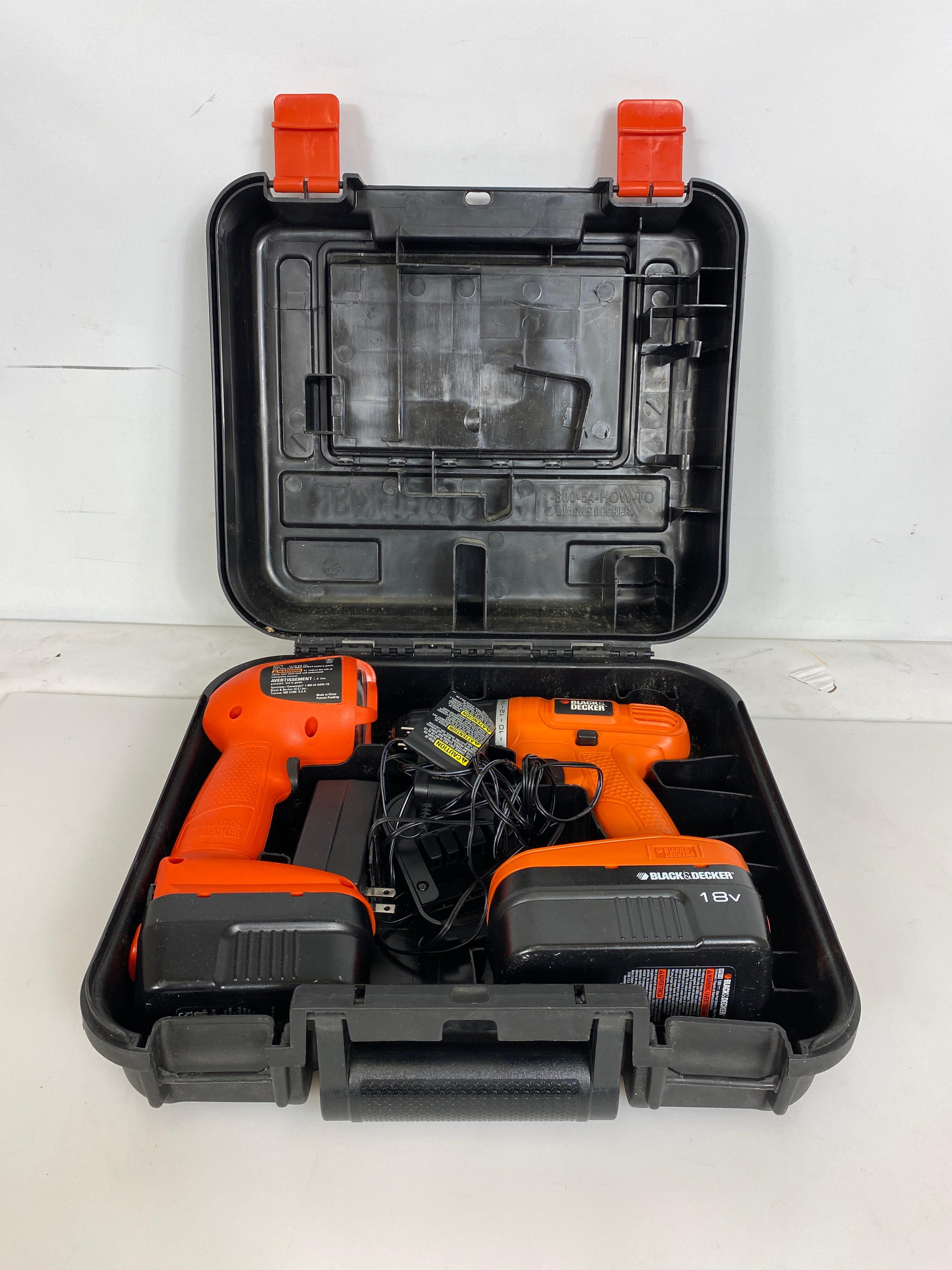 Black & Decker Drill and Light with Battery Combo Carrying Box