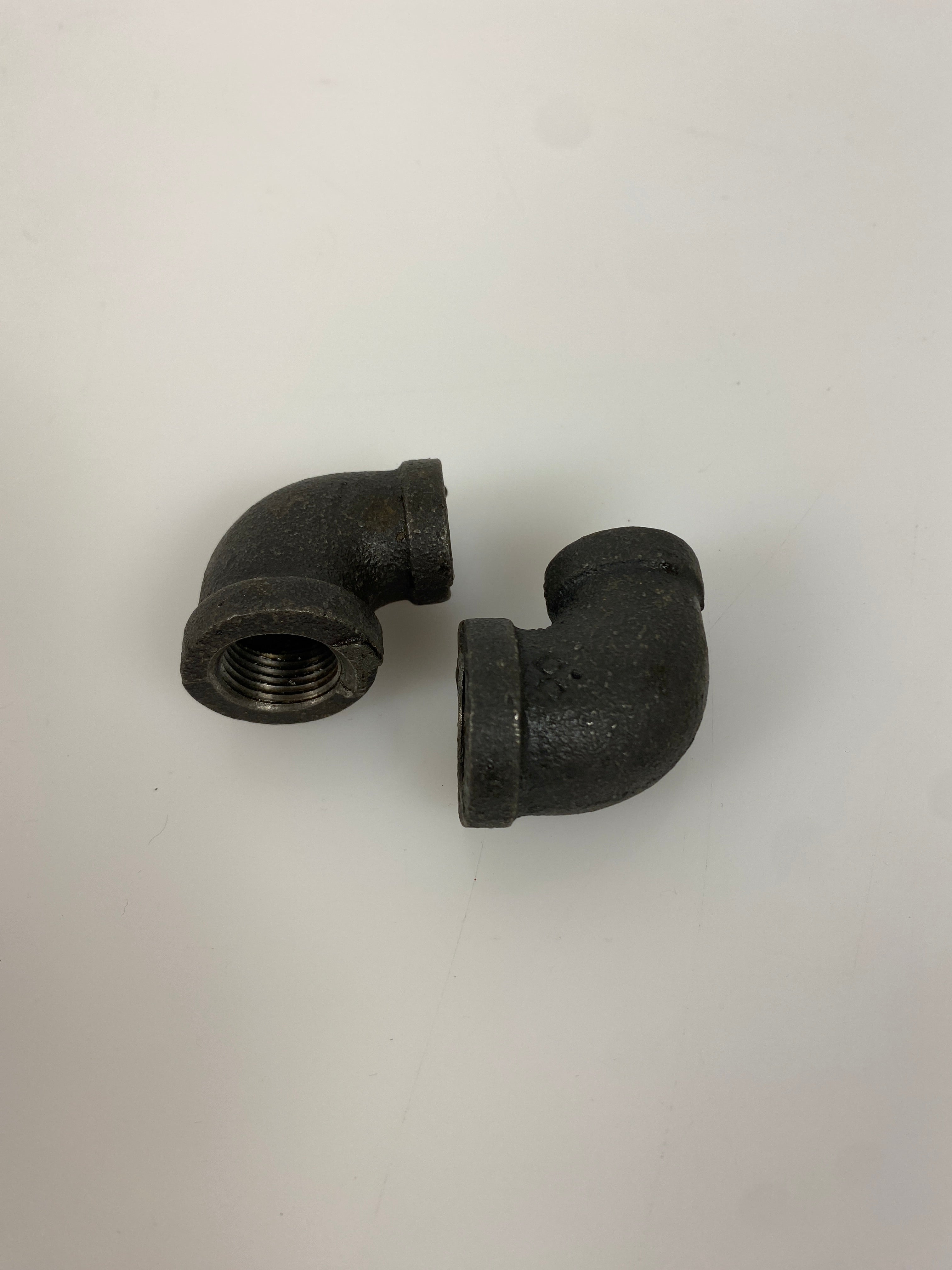 Black Elbow 3/8 x 1/4" Pack of 34