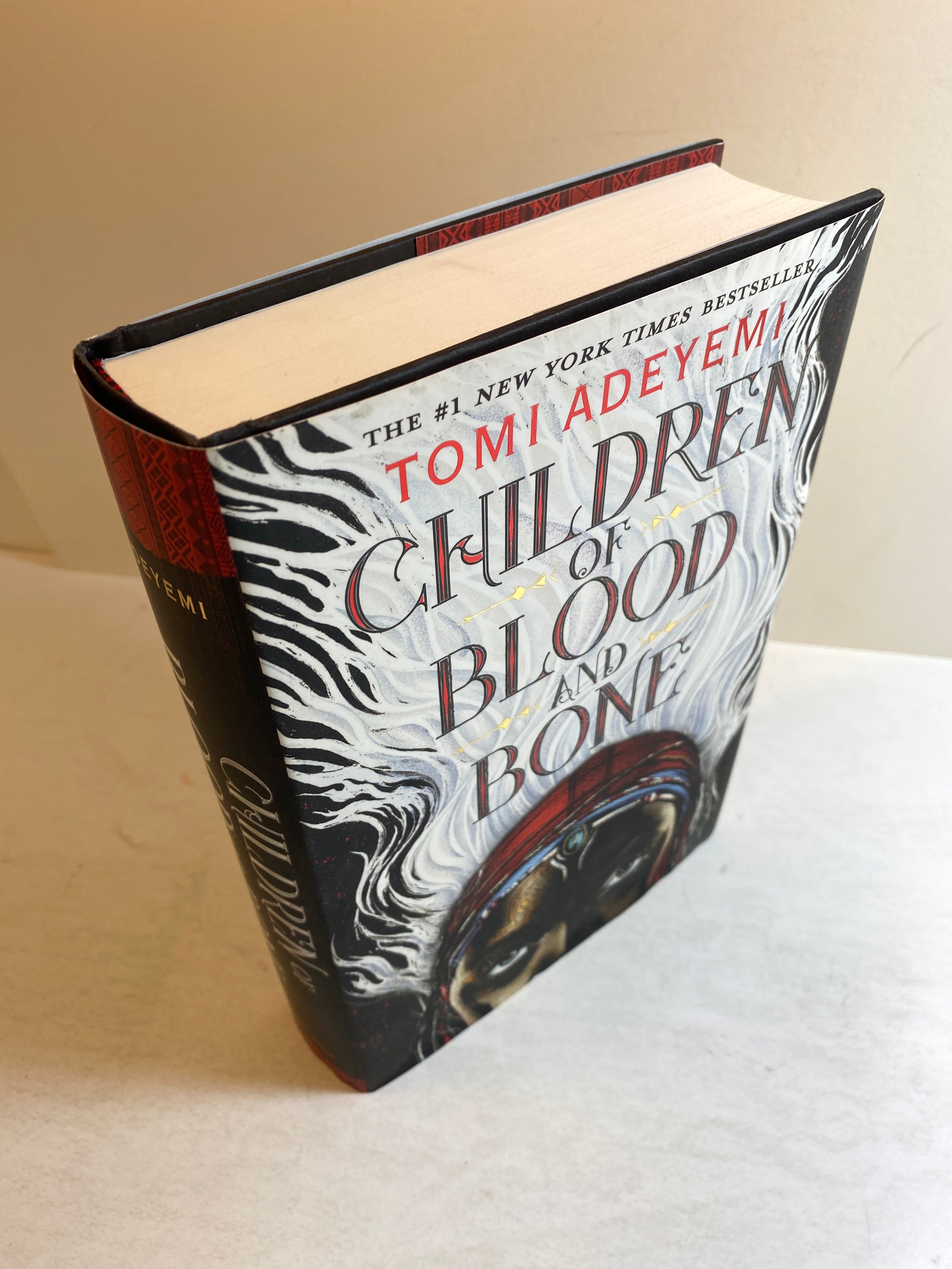 Children of Blood and Bone Tomi Adeyemi 2018 HCDJ