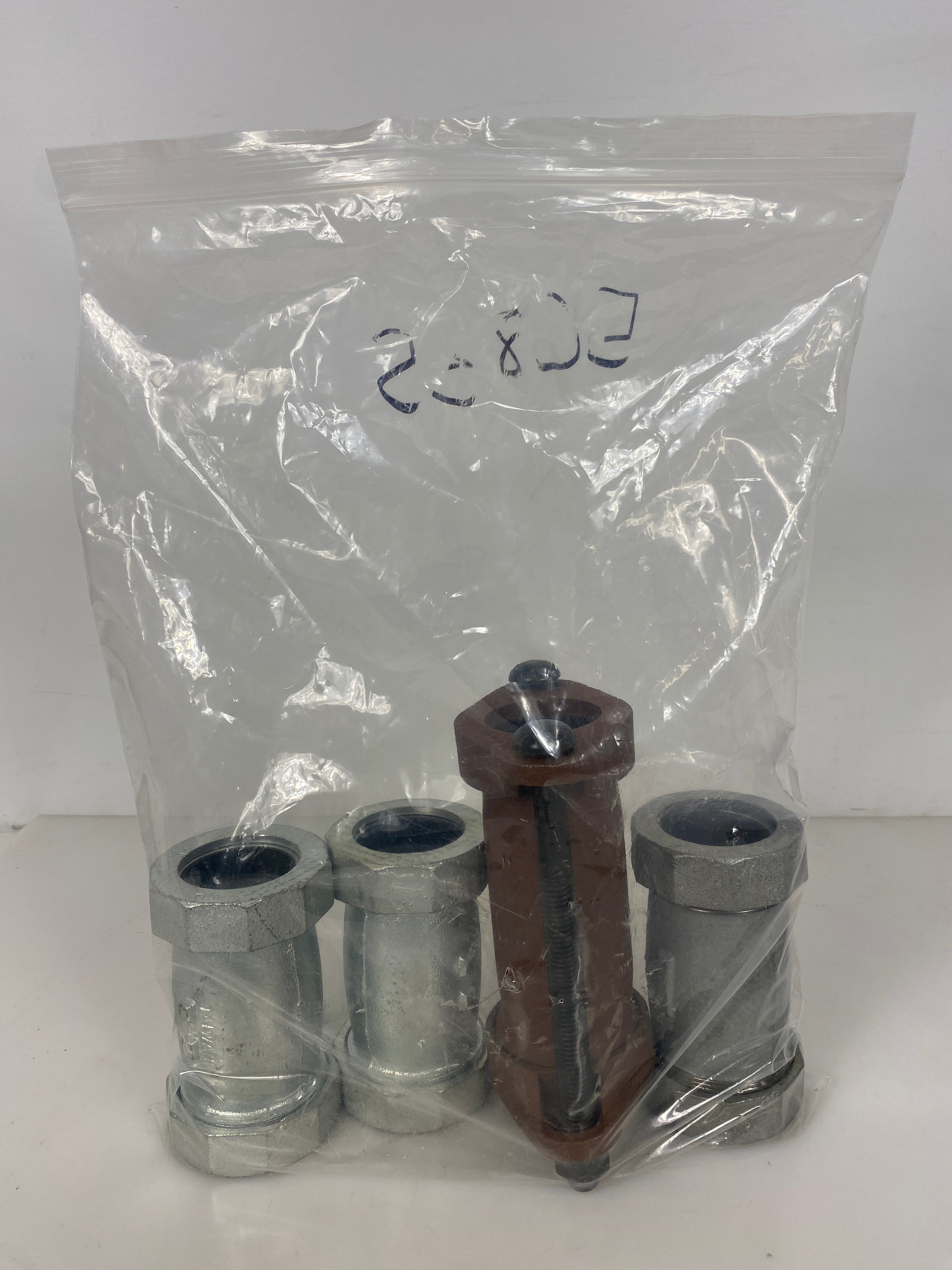 Coupling Dresser 1 1/2" Pack of 4