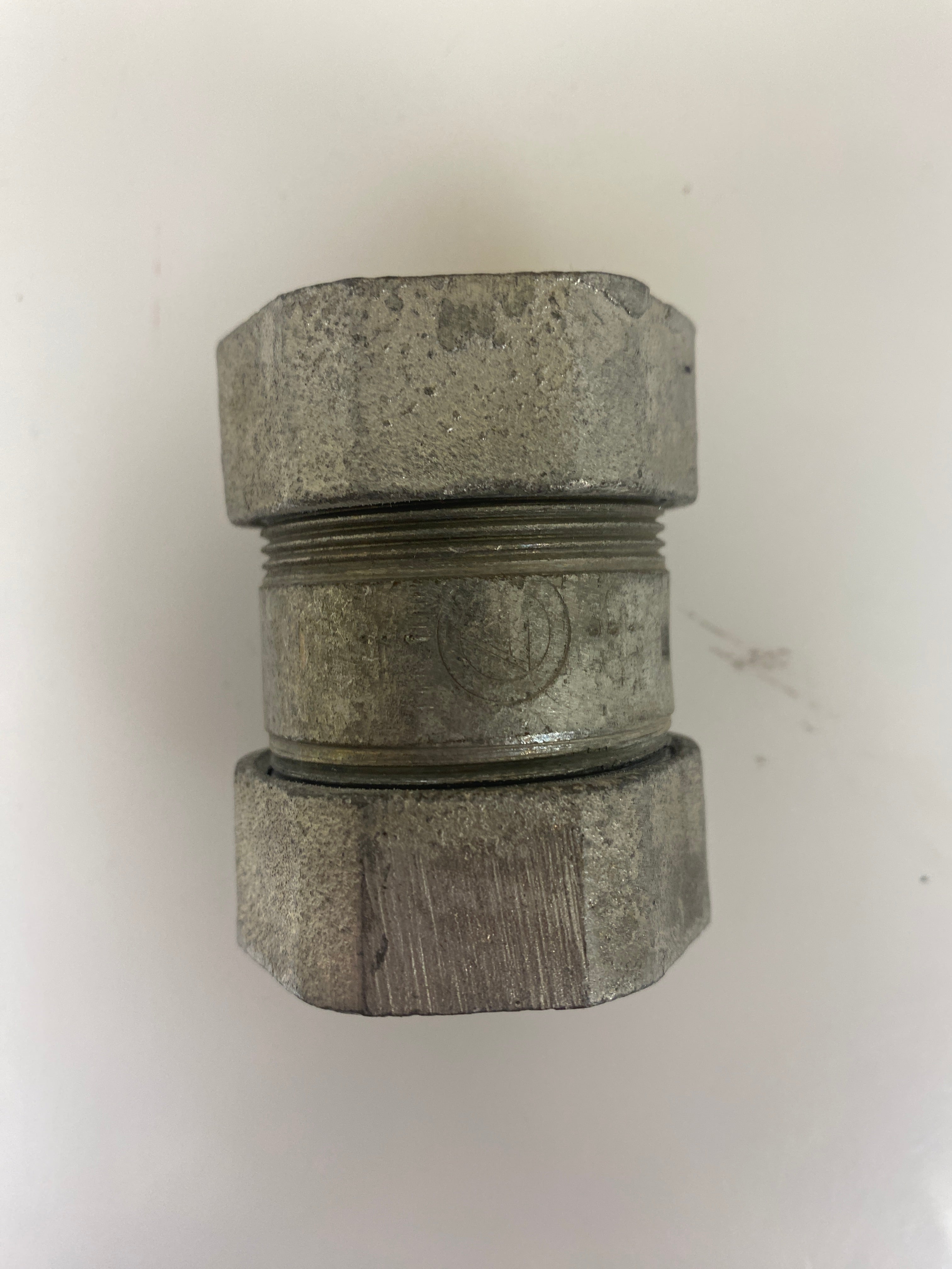 Coupling Threadless Rigid Conduit D 1-1/4" Pack of 26