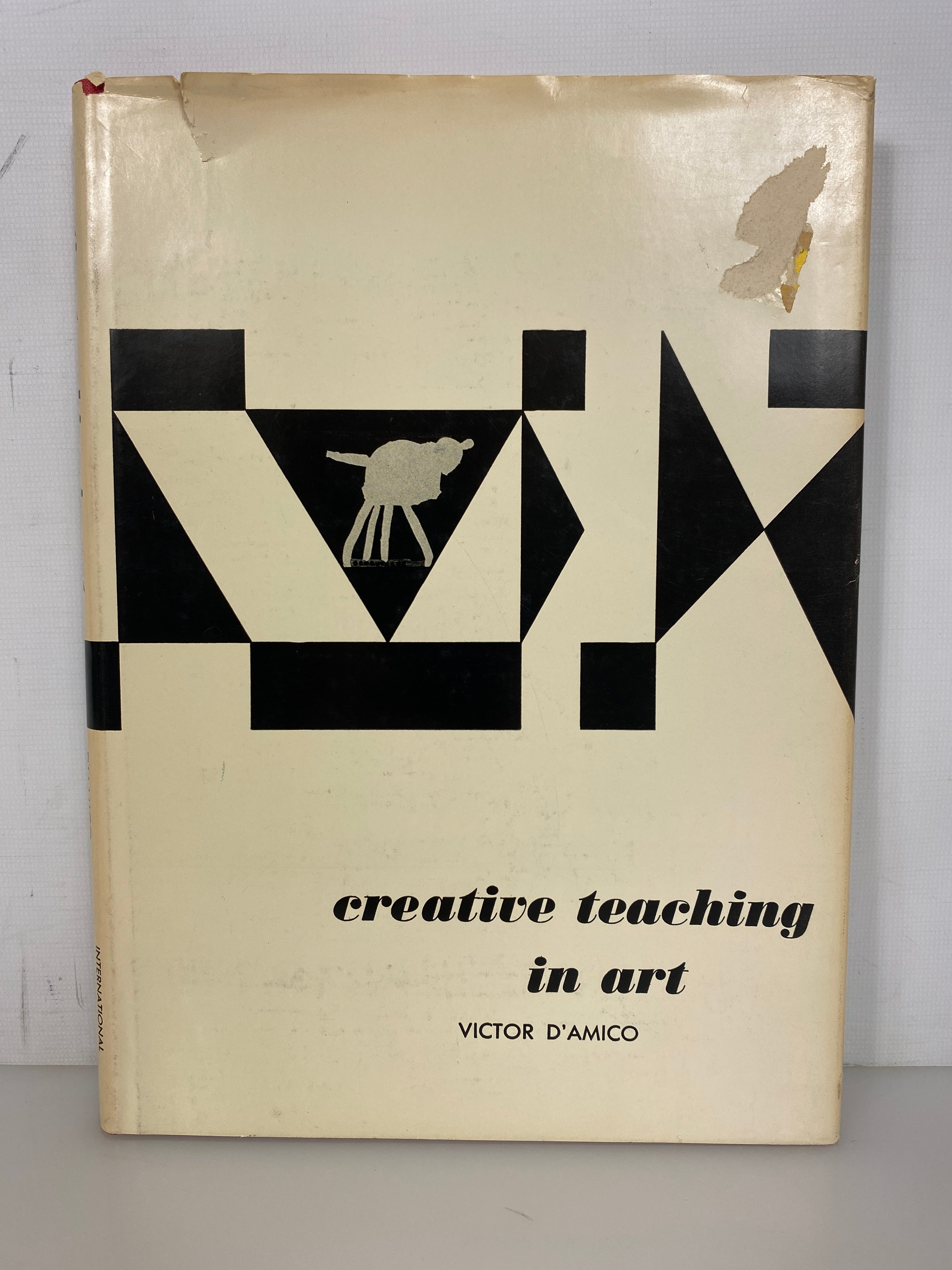 Creative Teaching in Art by Victor D'Amico 1968 Sixth Printing HC DJ