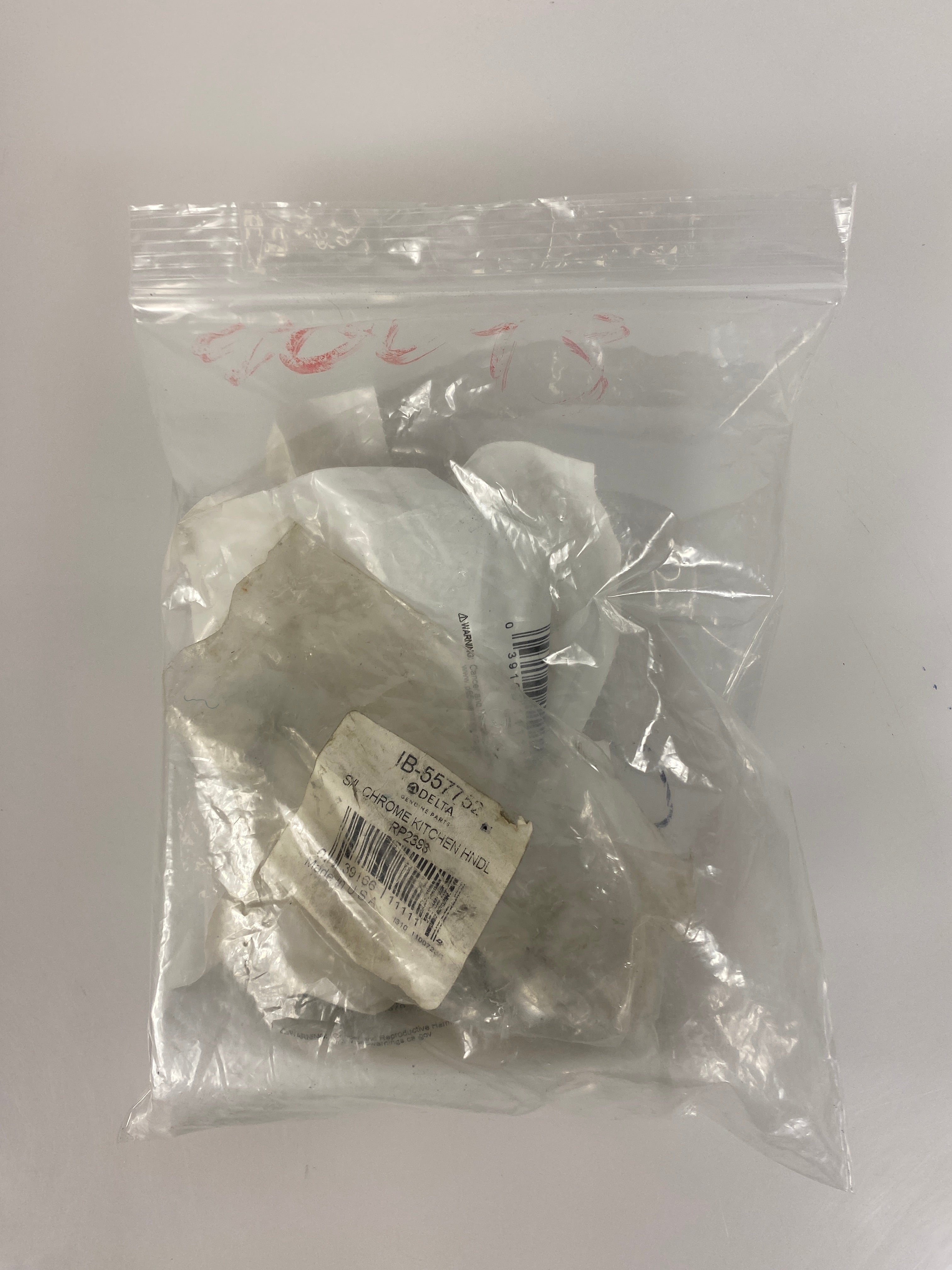 Delta Chrome Kitchen Handle with Screw IB-557752