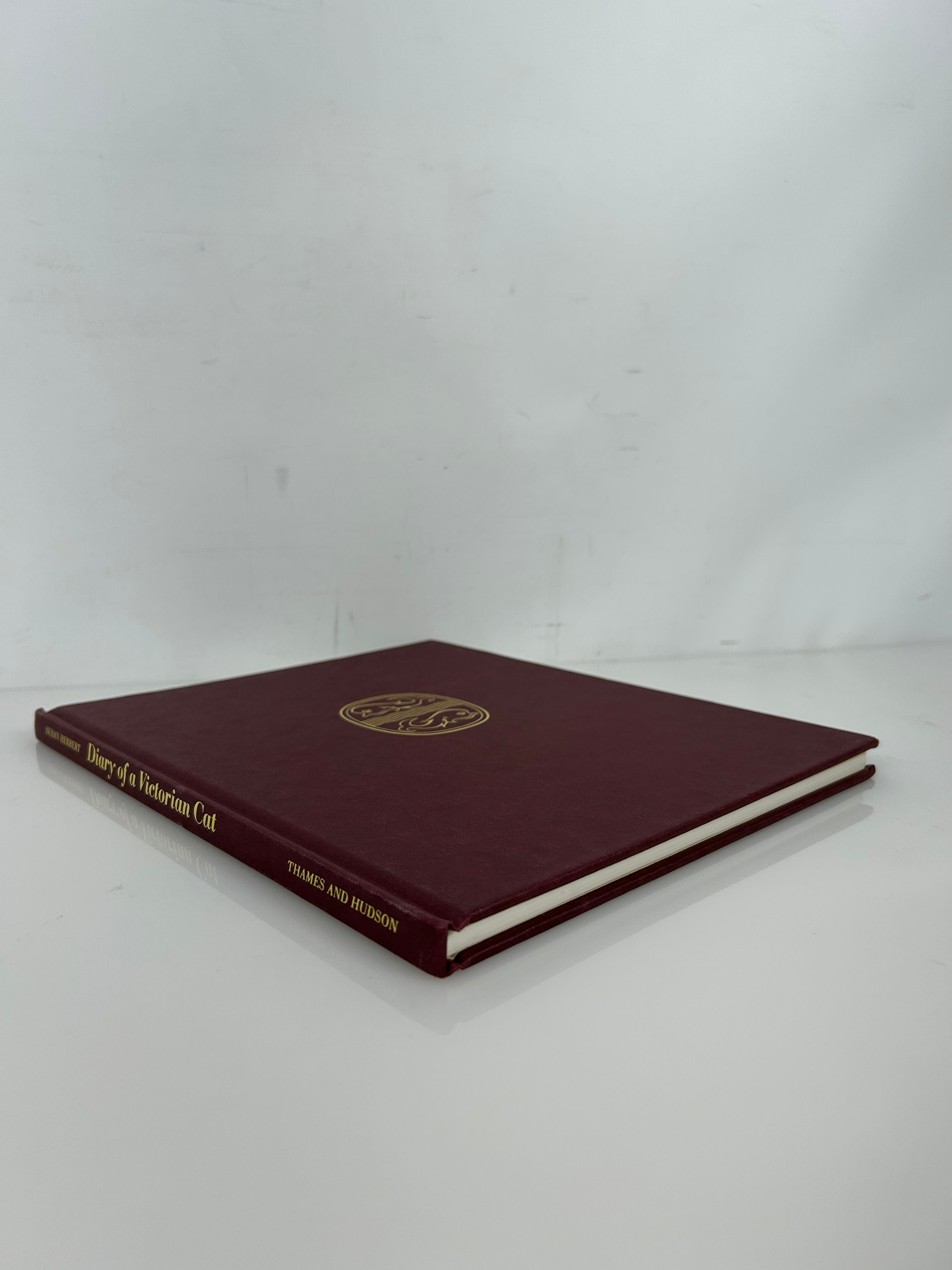 Diary of a Victorian Cat Ill Susan Herbert 1991 HCDJ