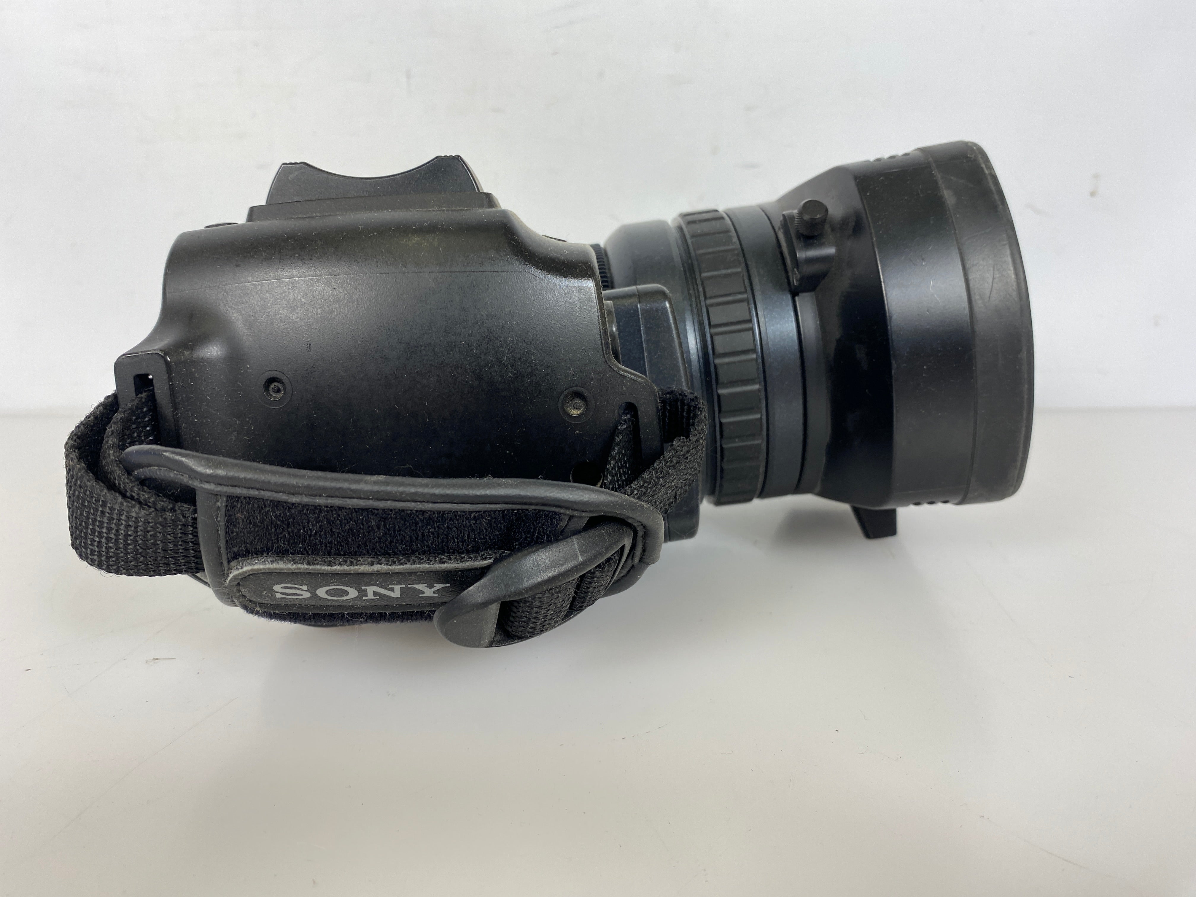 Fujinon f1.9 5.8-81.2 Sony PMW EX-3 Mount 1-788-858 Zoom Lens *Untested*