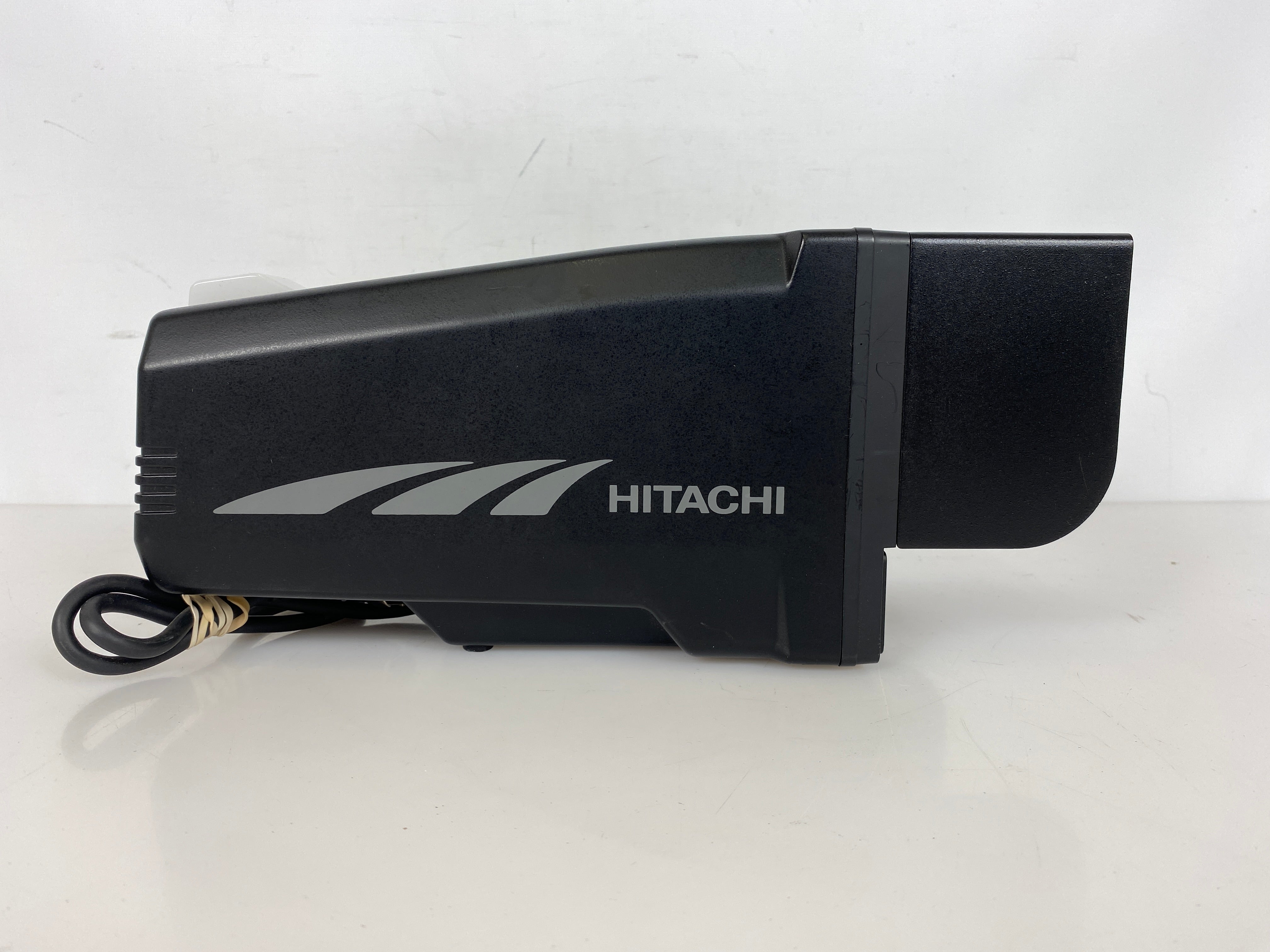Hitachi VF-HD500 5" Studio Viewfinder with Hood