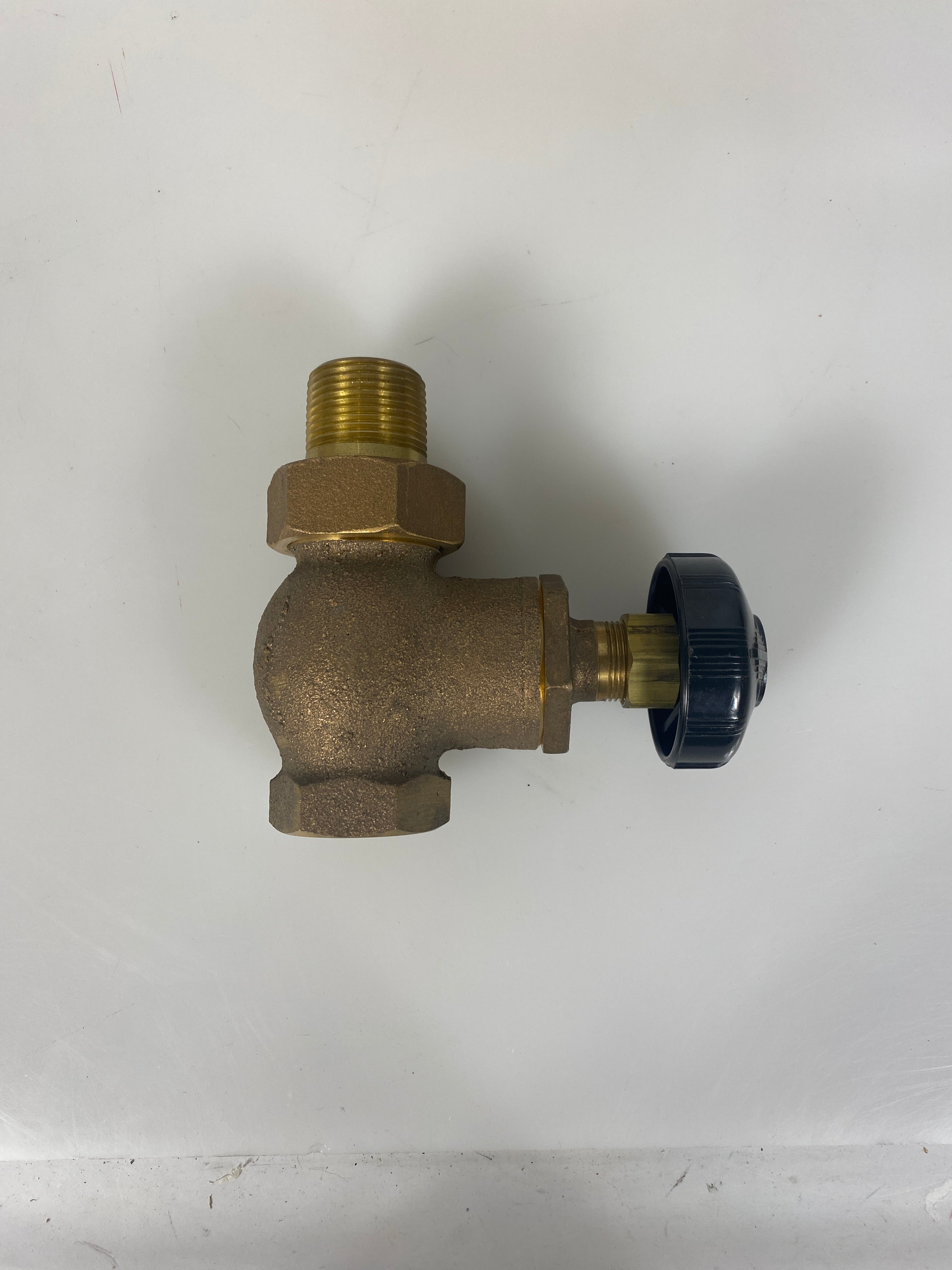 Illinois Brass Threaded Valve Radiator E-1" Angle Pack of 2