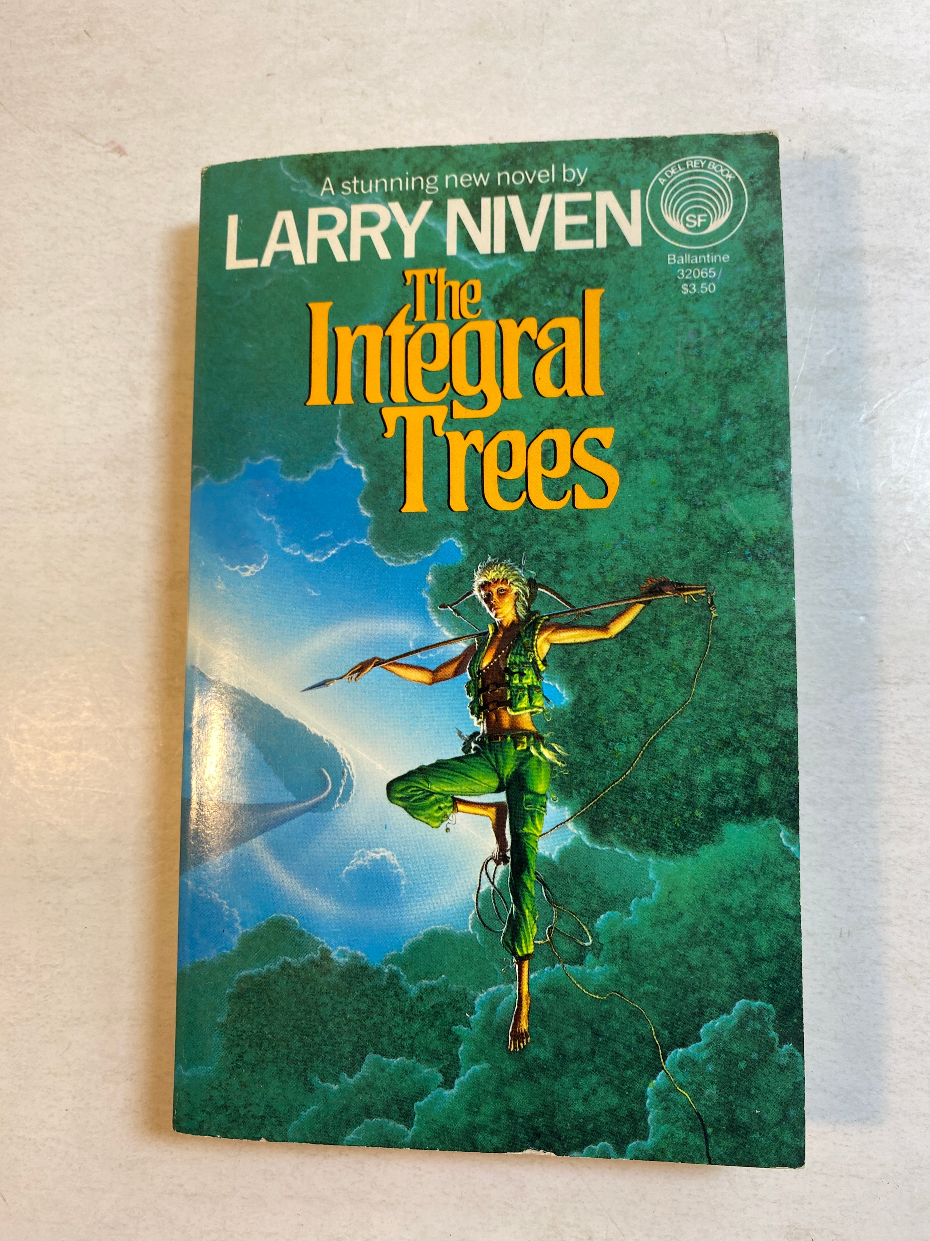 Integral Trees Larry Niven Paperback 1987