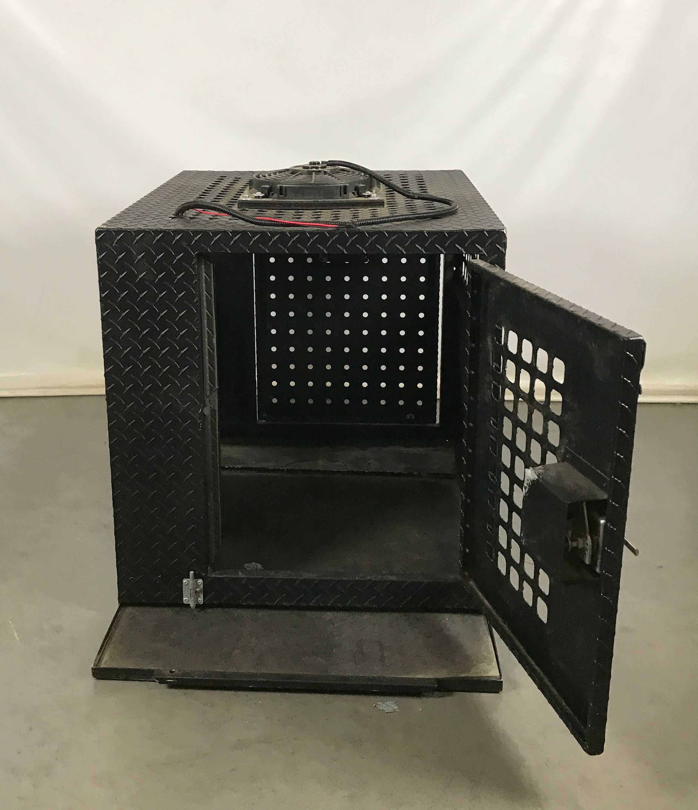 Large American Aluminum K9 Transport