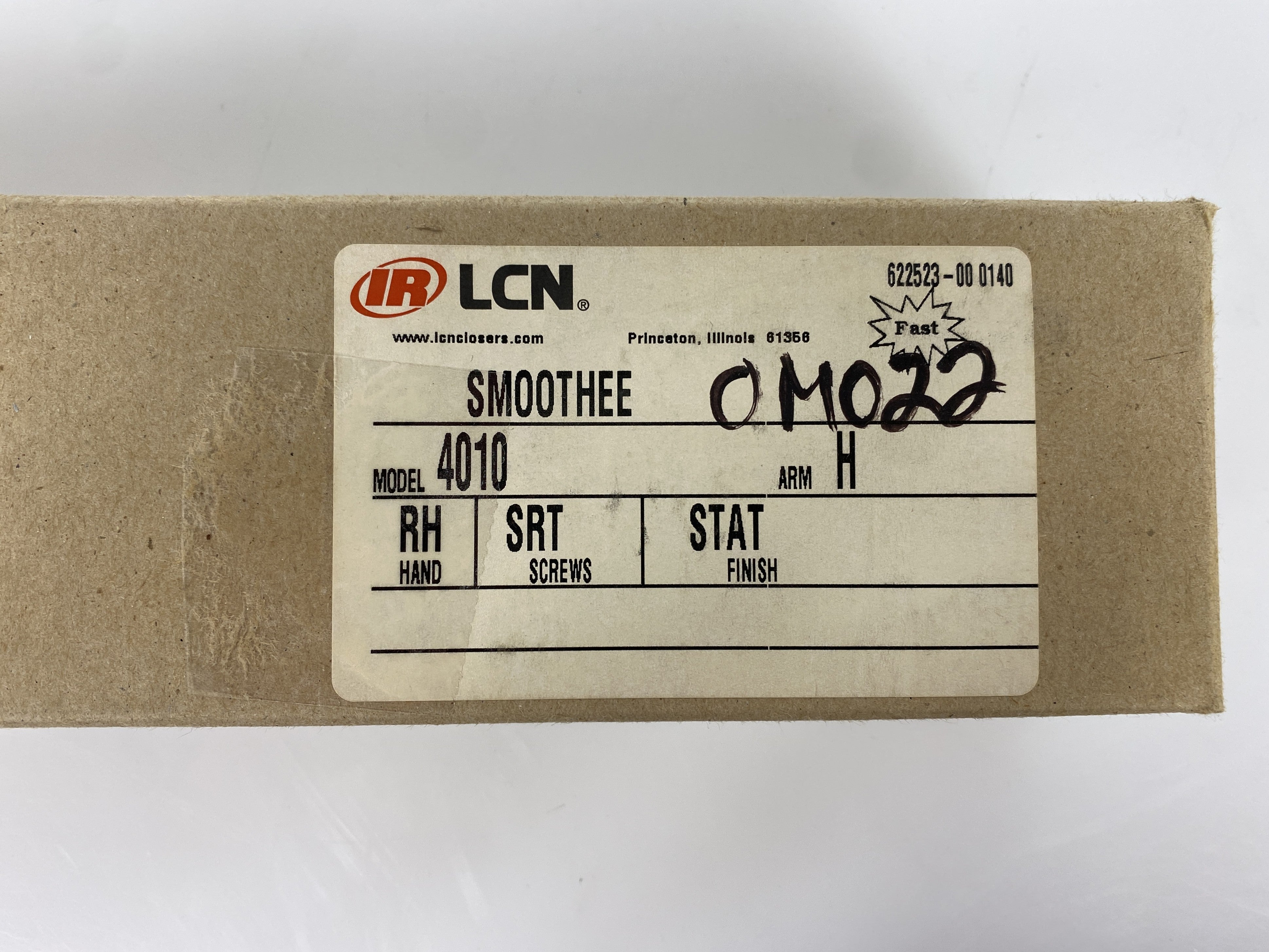 LCM Cirm Door Closer w/ Hold Rh Stat C10103049