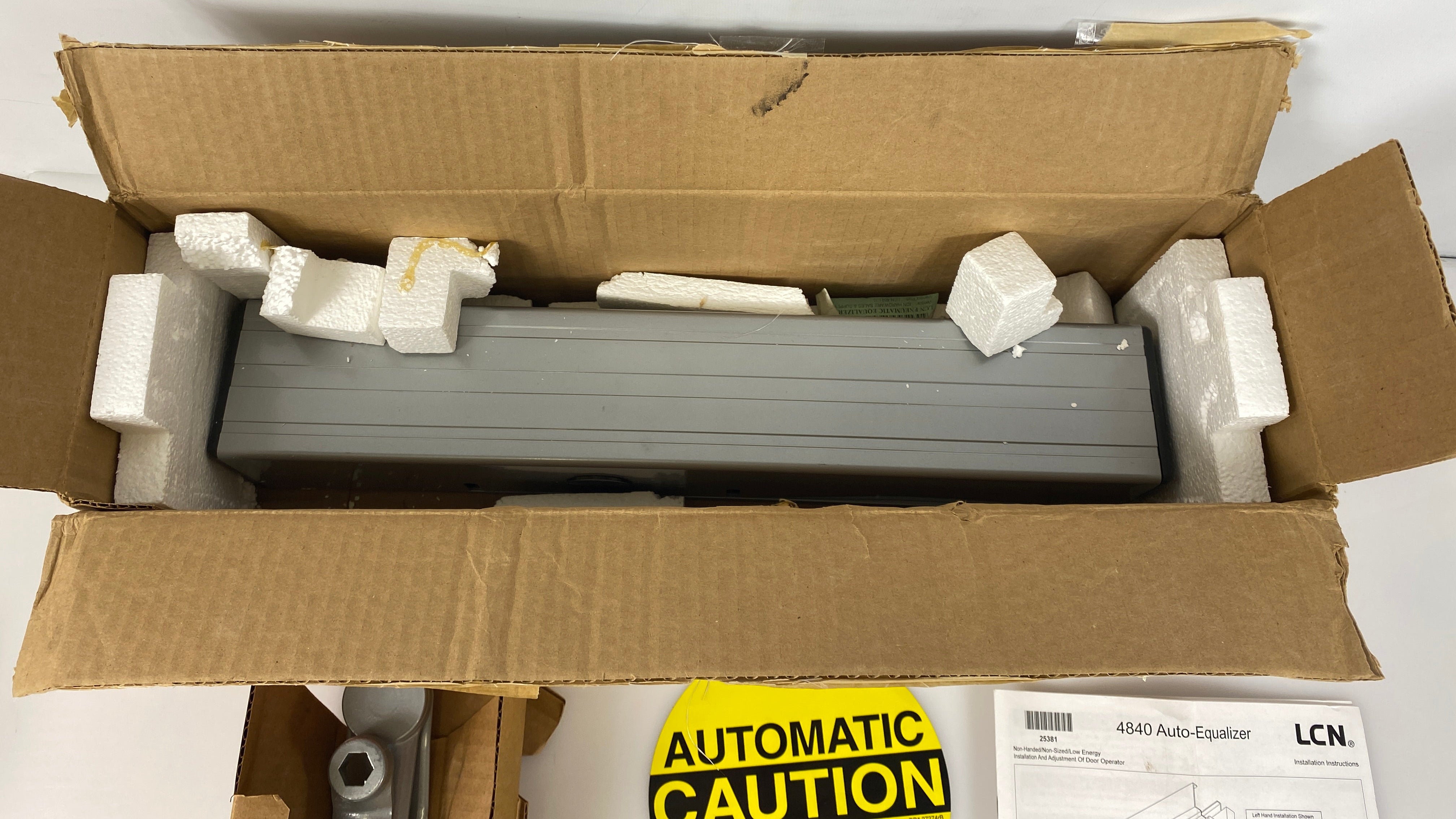 LCN #4840 Automatic Pneumatic Equalizer for Door Frames