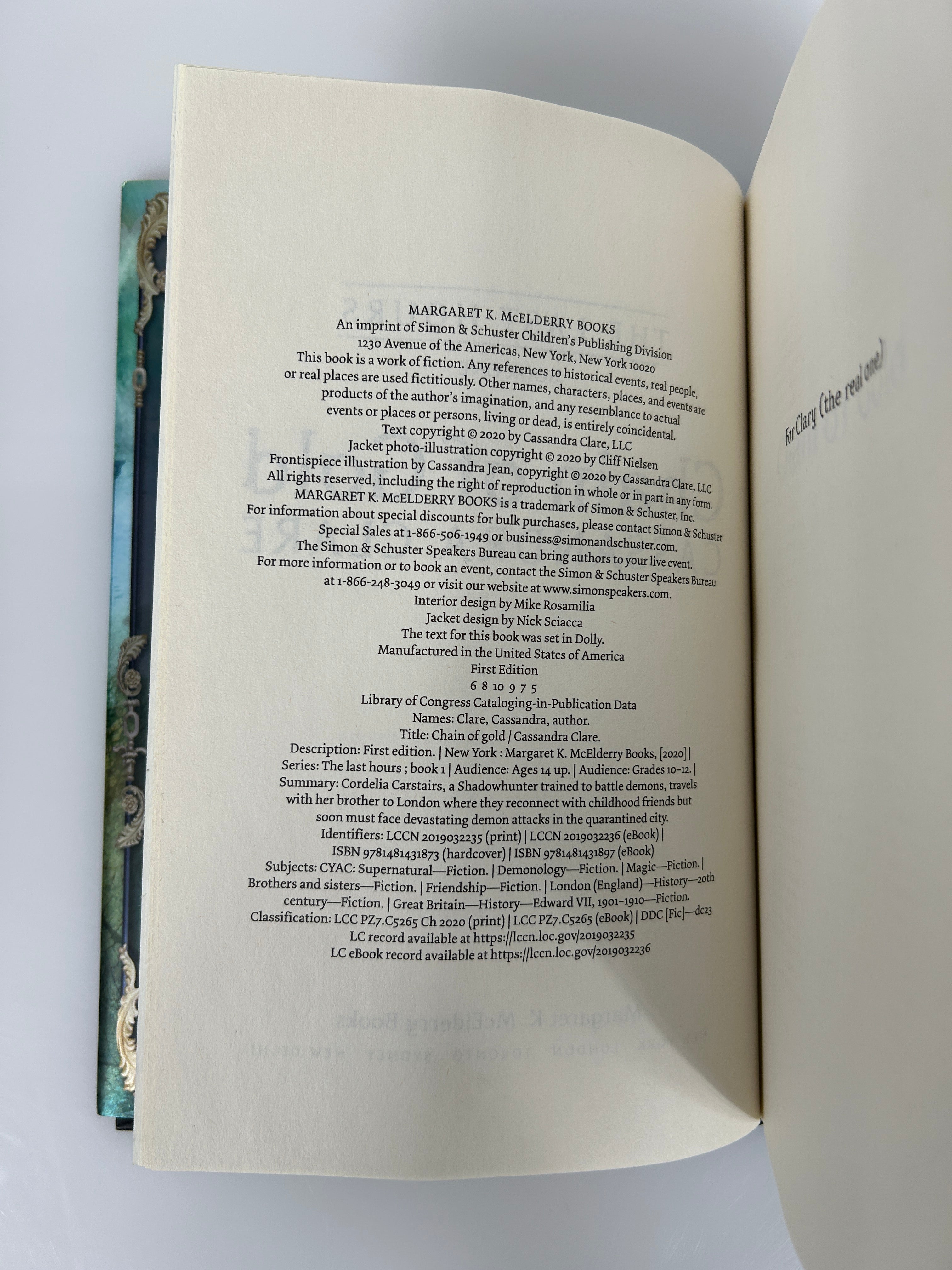 Lot 2 Cassandra Clare The Last Hours Series  Hardcovers