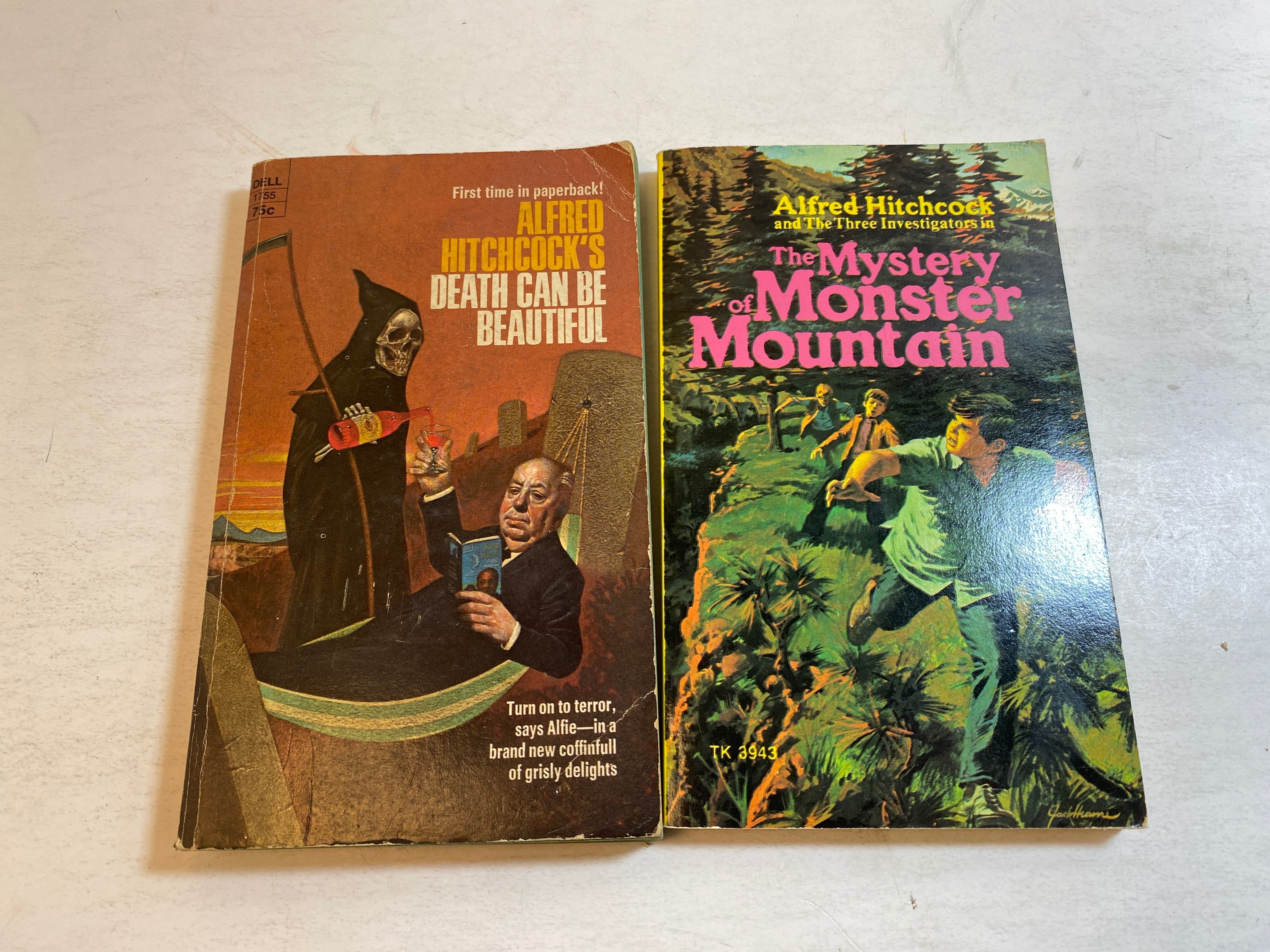 Lot of 2 Alfred Hitchcock SC Novels 1972-1973