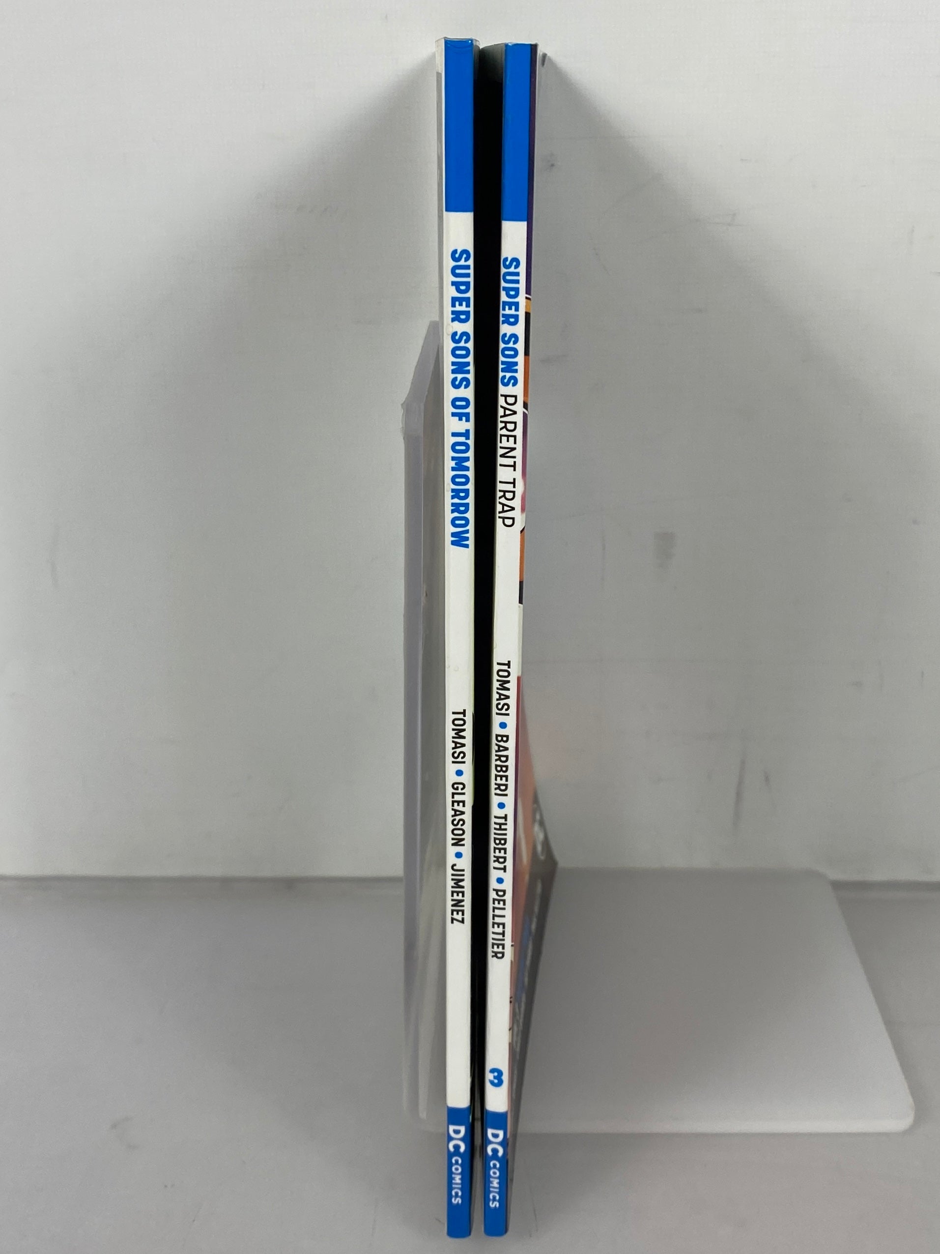 Lot of 2 DC Supersons of Tomorrow (DC 2018) Graphic Novels SC