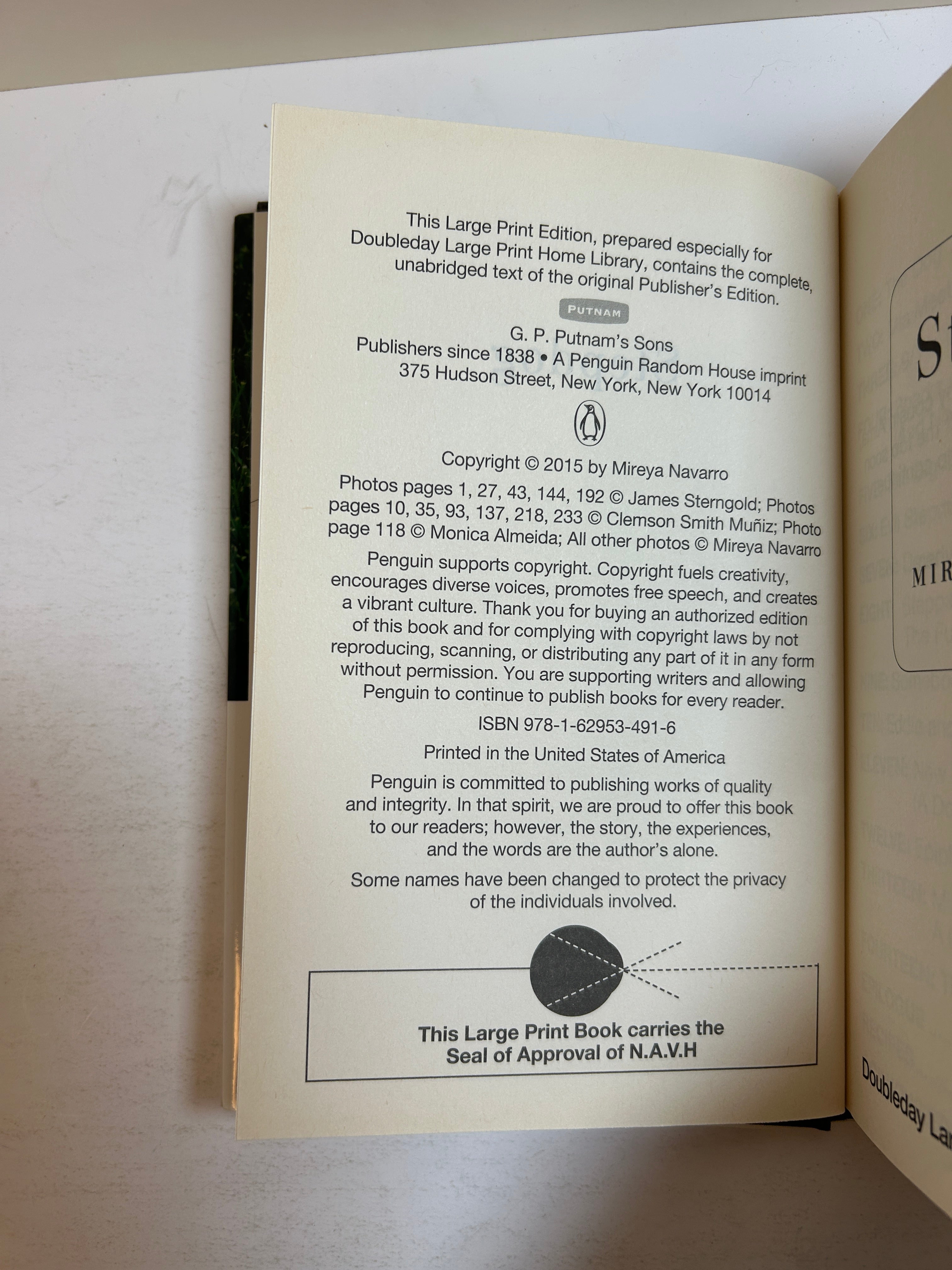 Lot of 3 LARGE PRINT Hardcover Romances with Dogs Katz/Michaels/Navarro HCDJ