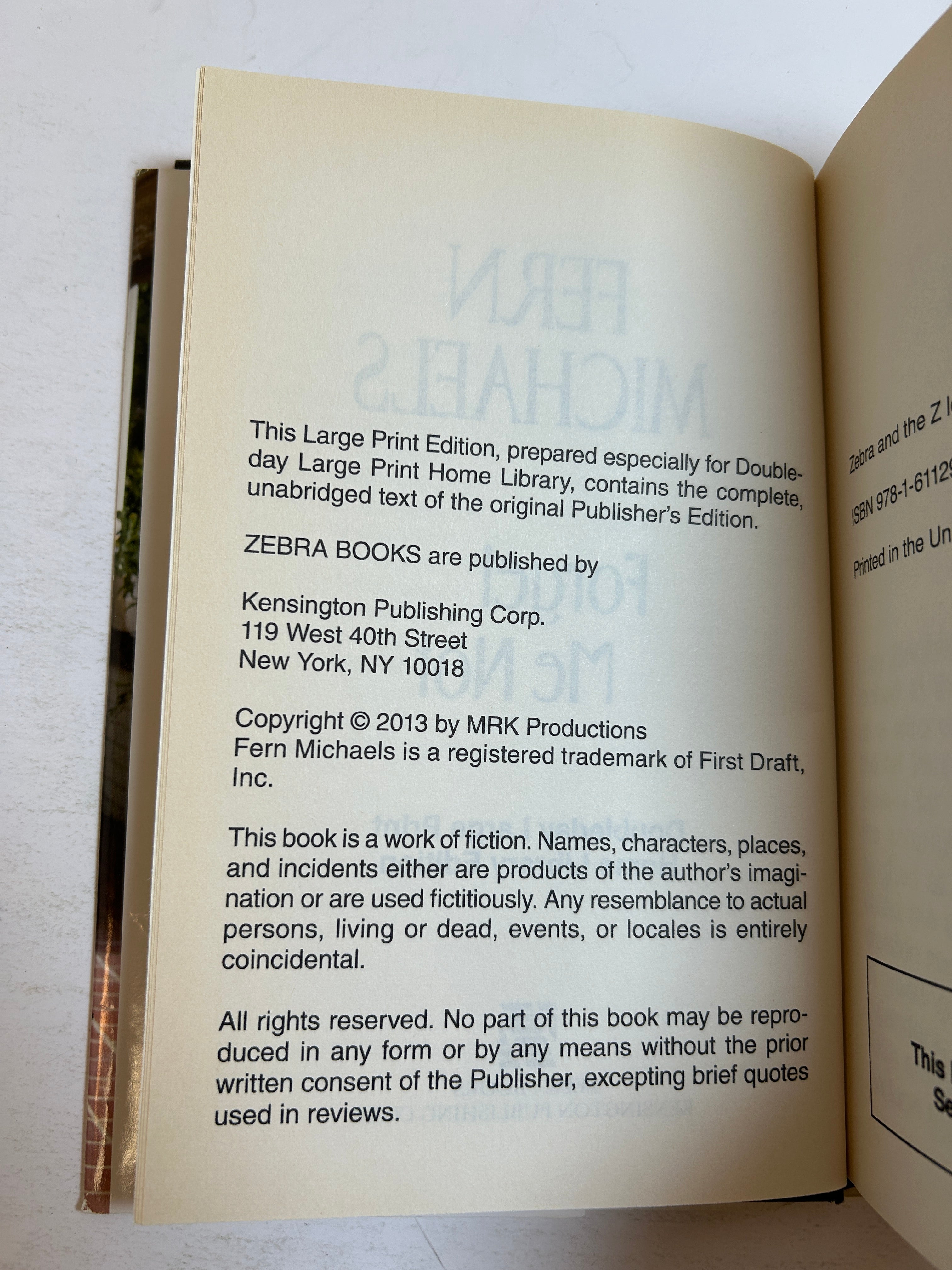 Lot of 3 LARGE PRINT Hardcover Romances with Dogs Katz/Michaels/Navarro HCDJ