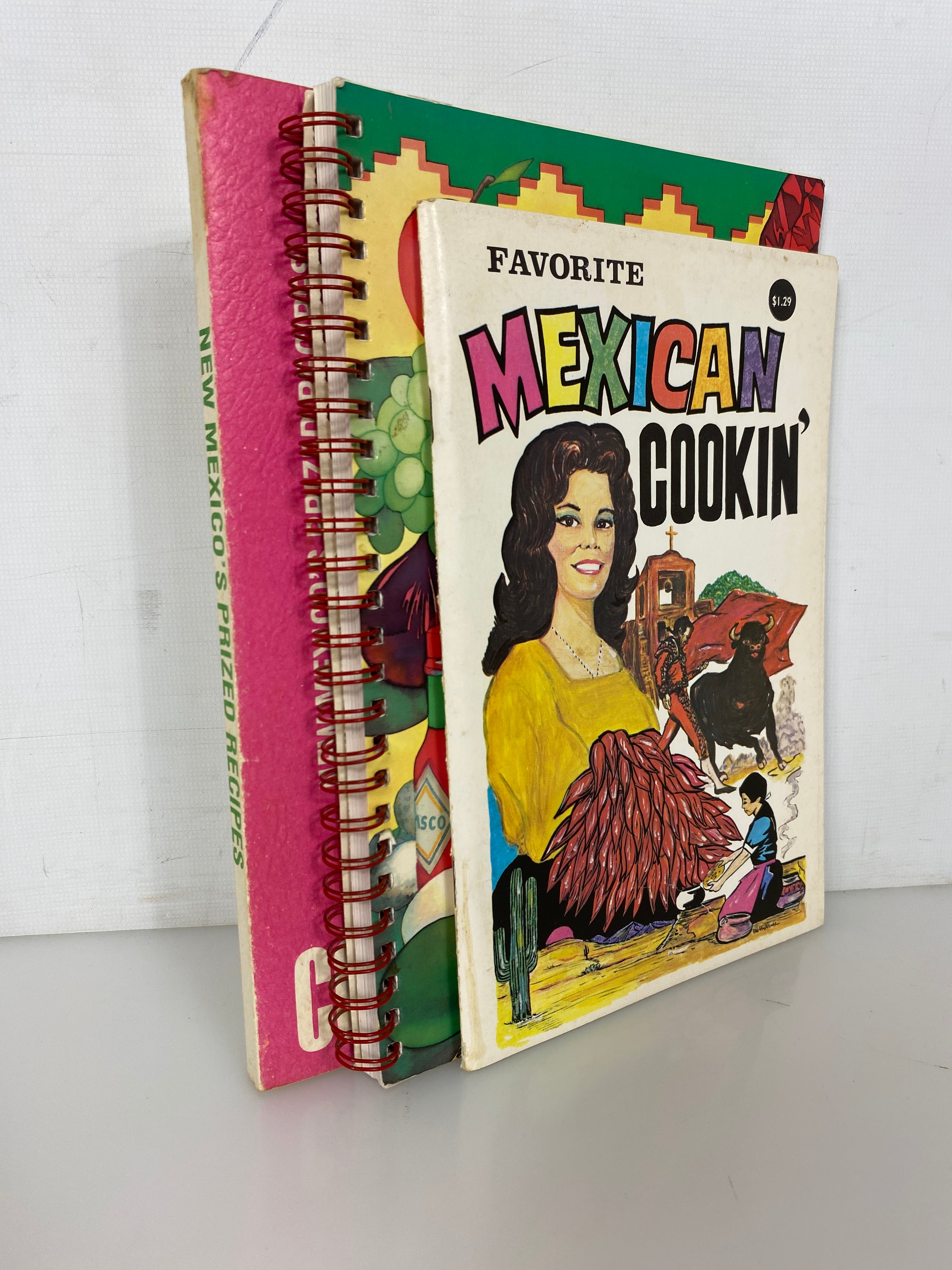 Lot of 3 Vtg Recipe Books: Southwest/Great Green Chili/Mexican Cooking SC