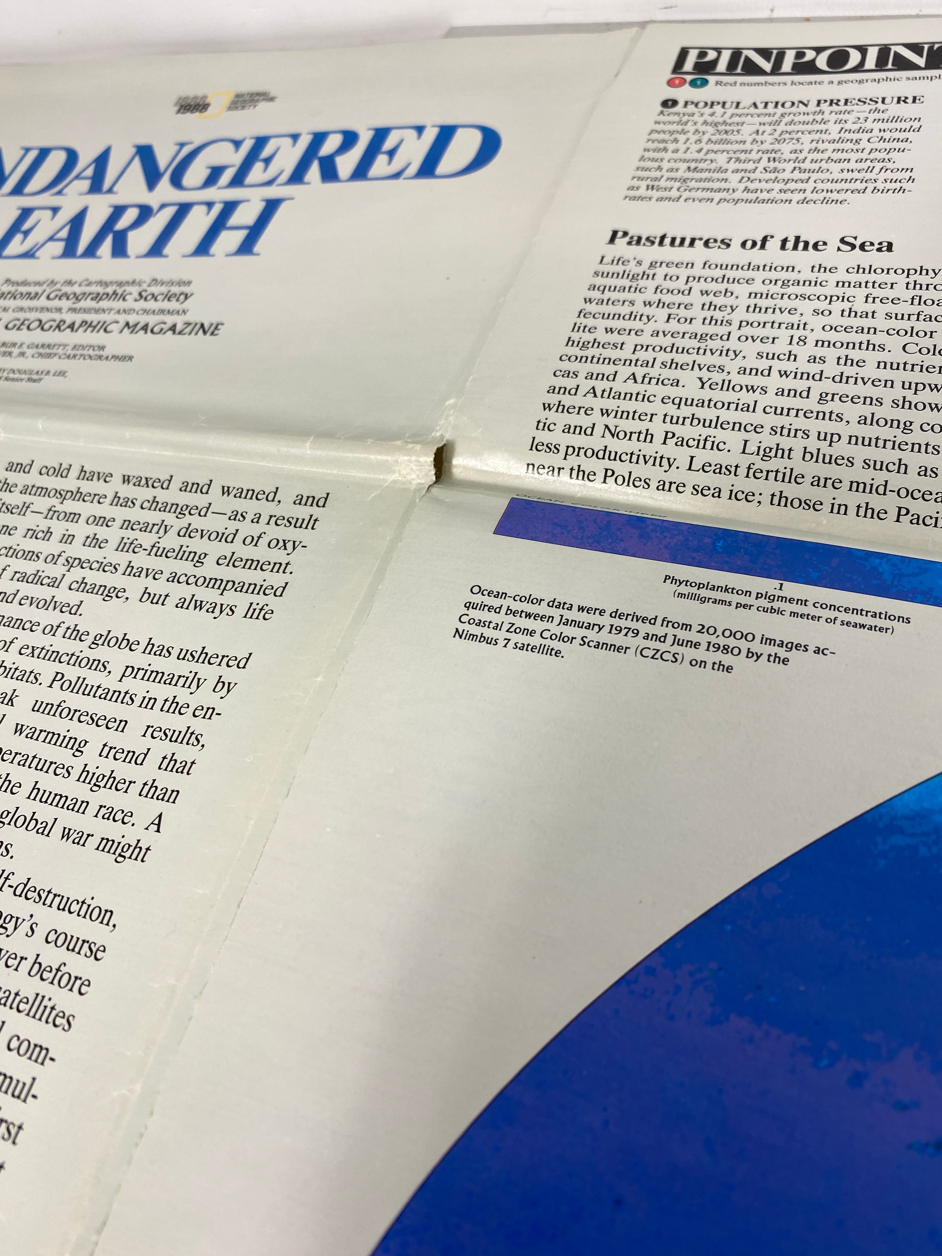 Lot of 4: Historical Atlas of the World/Endangered Earth/2 World Maps 1965-88