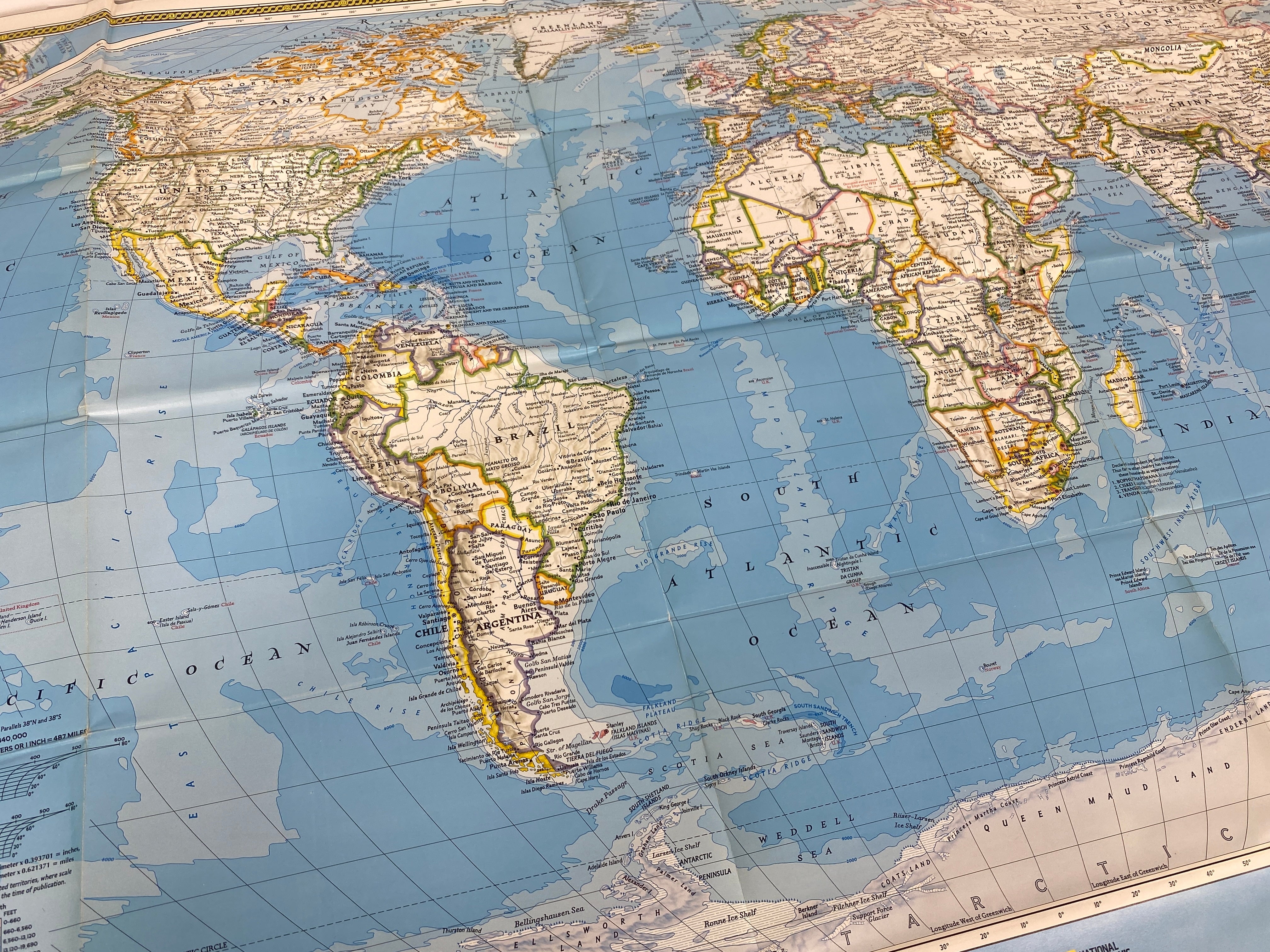 Lot of 4: Historical Atlas of the World/Endangered Earth/2 World Maps 1965-88