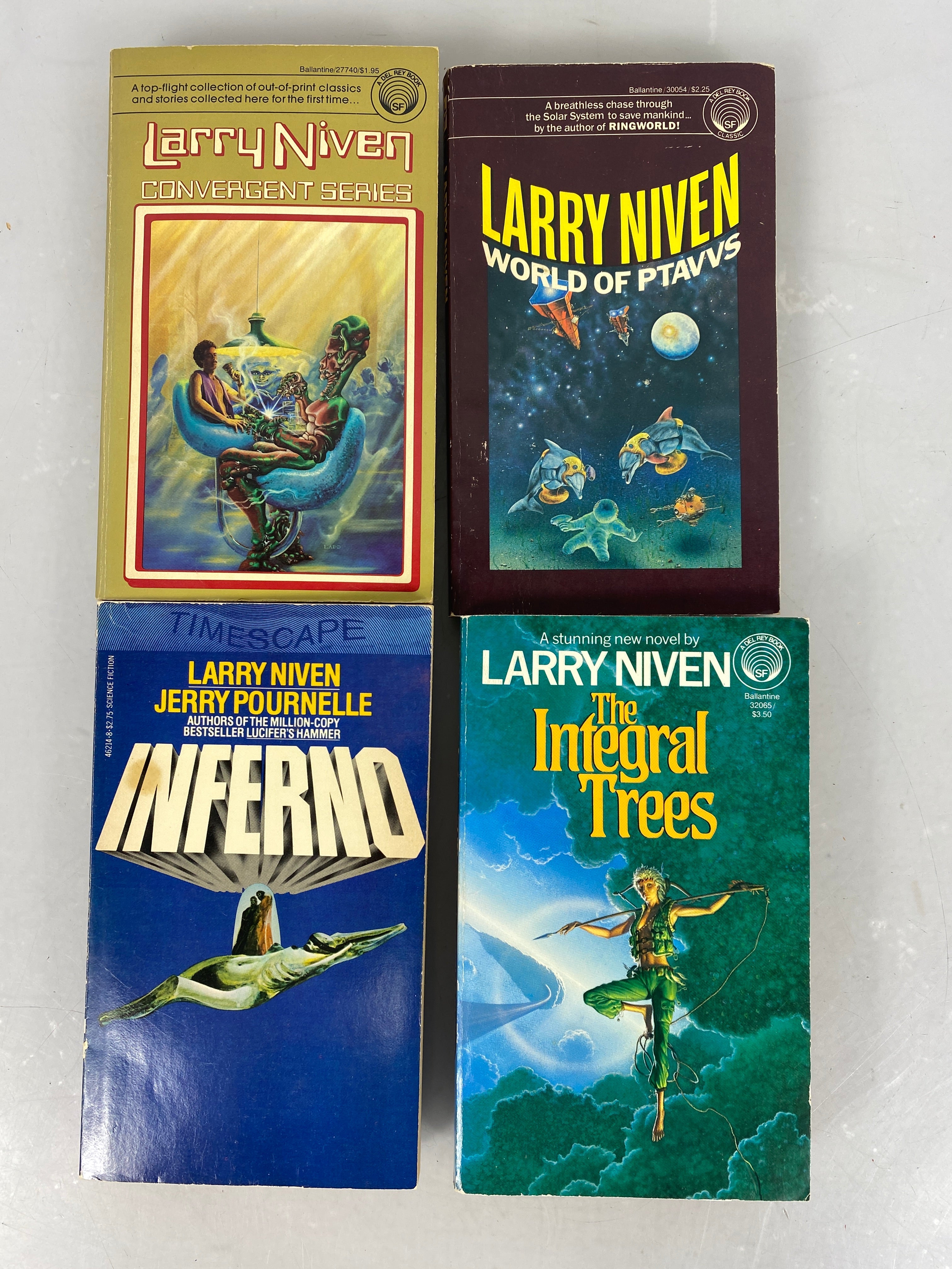 Lot of 4 Vintage Science Fiction Paperbacks Larry Niven 1976-1985 SC
