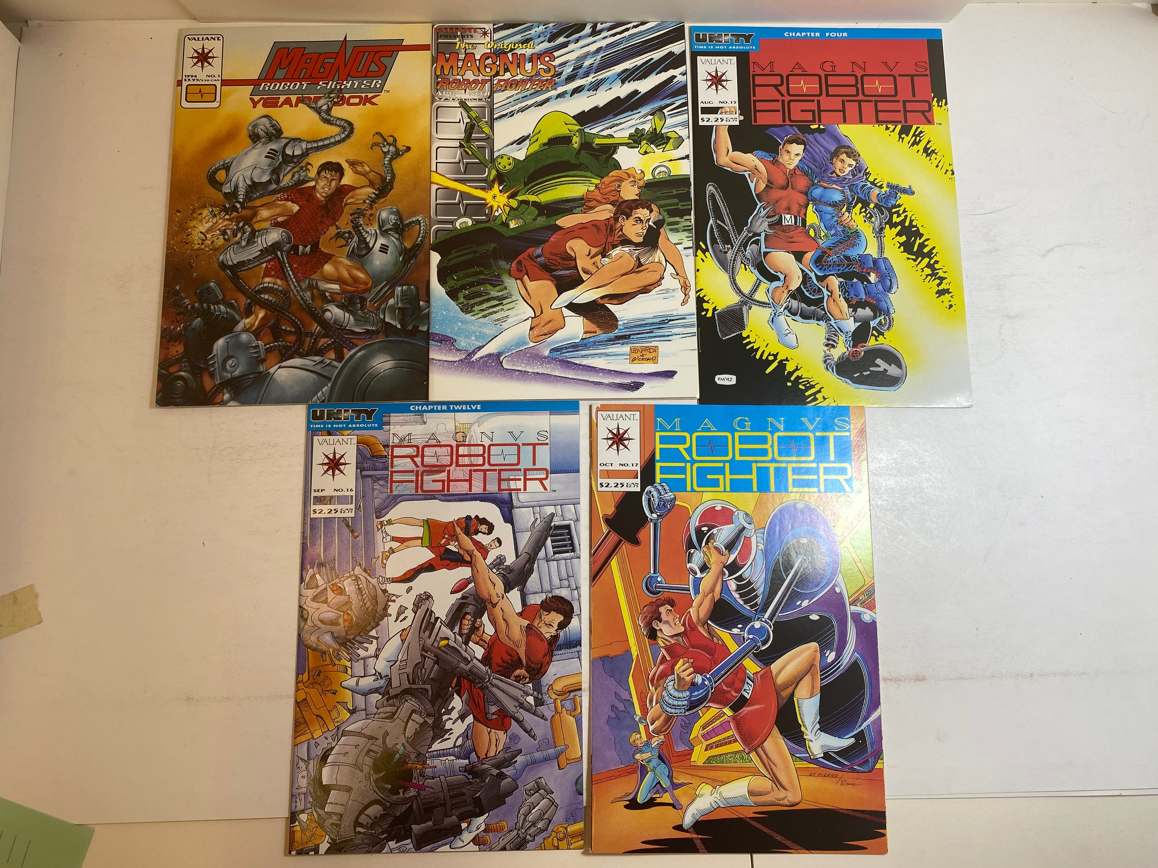Lot of 5 Magnus Robot Fighter Valiant Comics 1994-1995