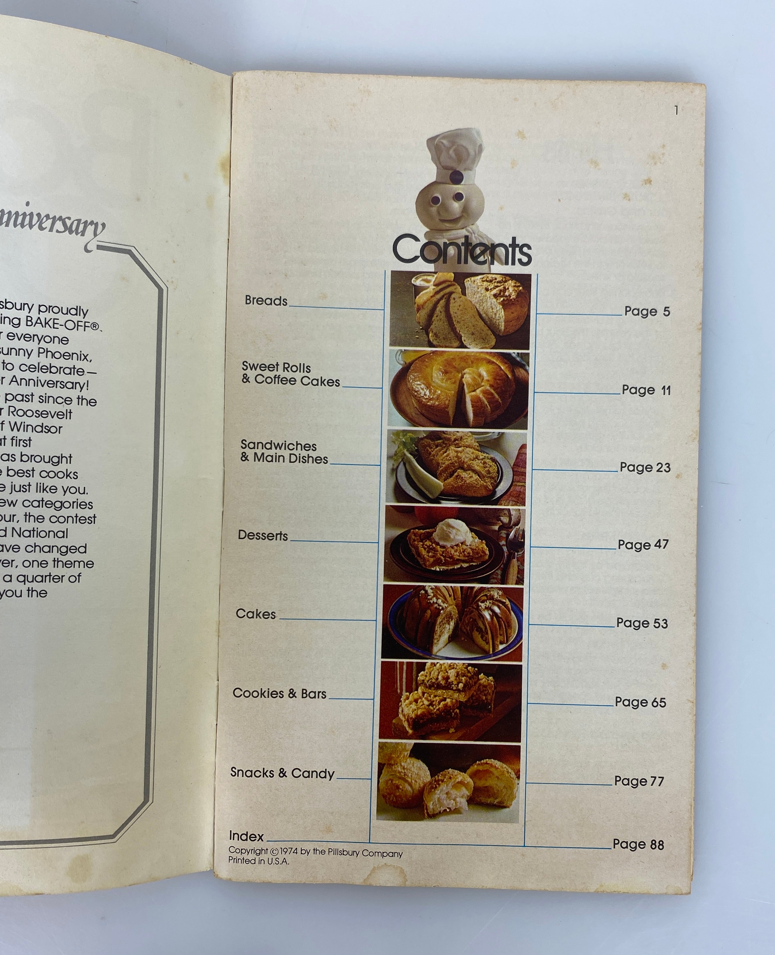 Lot of 5 Vintage Pillsbury Cook Books: Bake-Off/Breads/Time Saver/"Busy Lady" SC