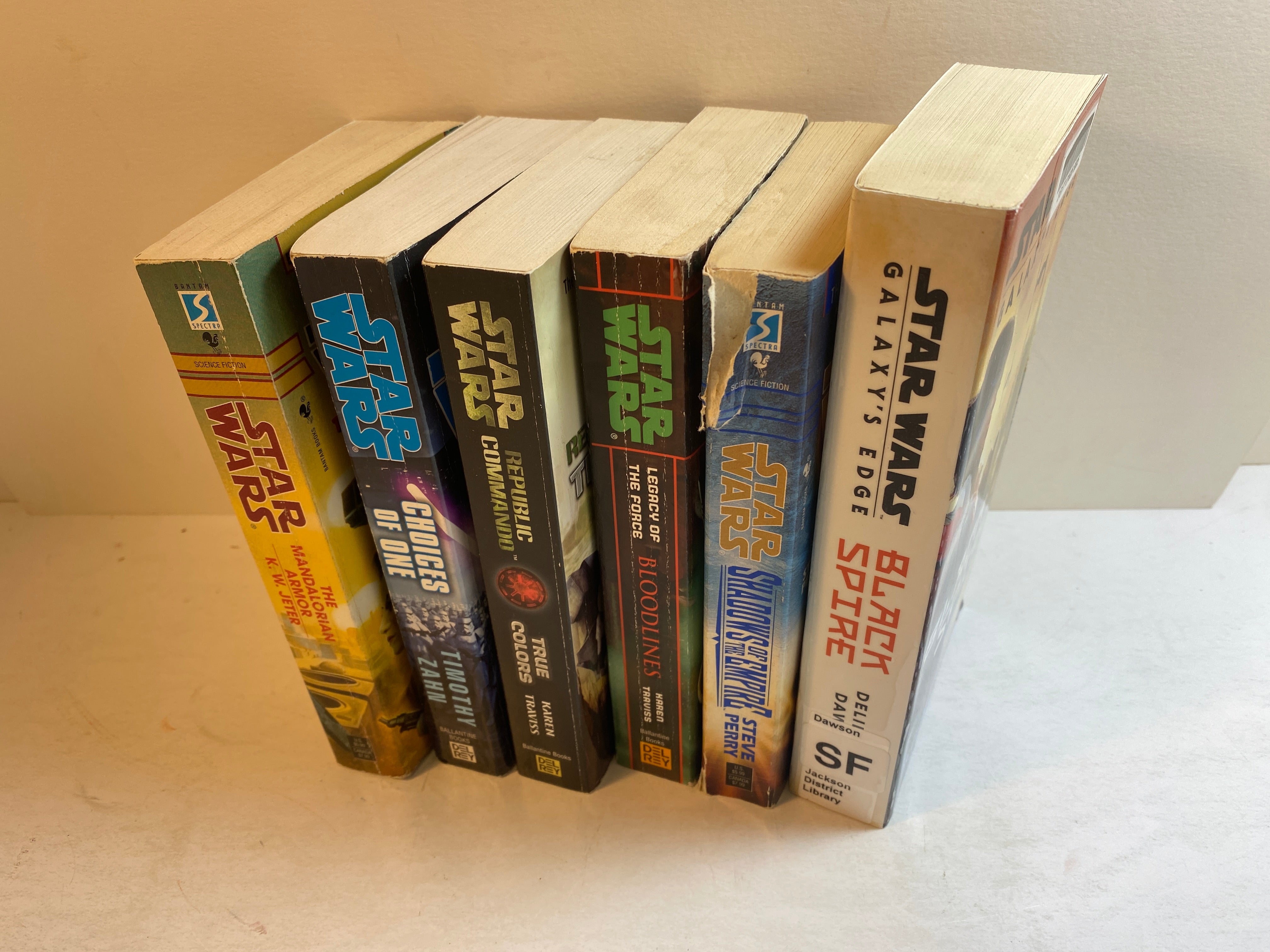 Lot of 6 Star Wars Paperbacks