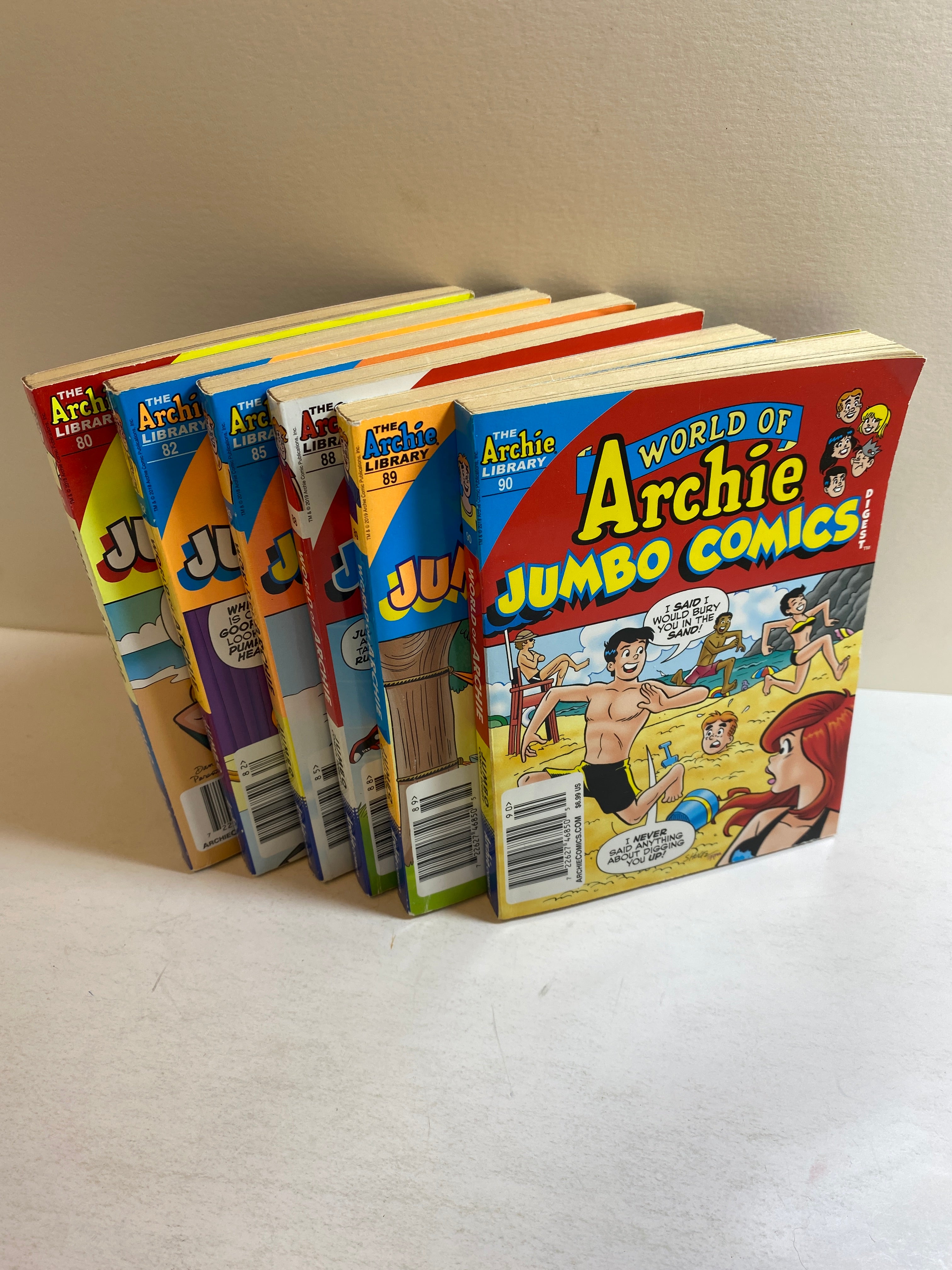 Lot of 6 World of Archie Digests 2018-2019