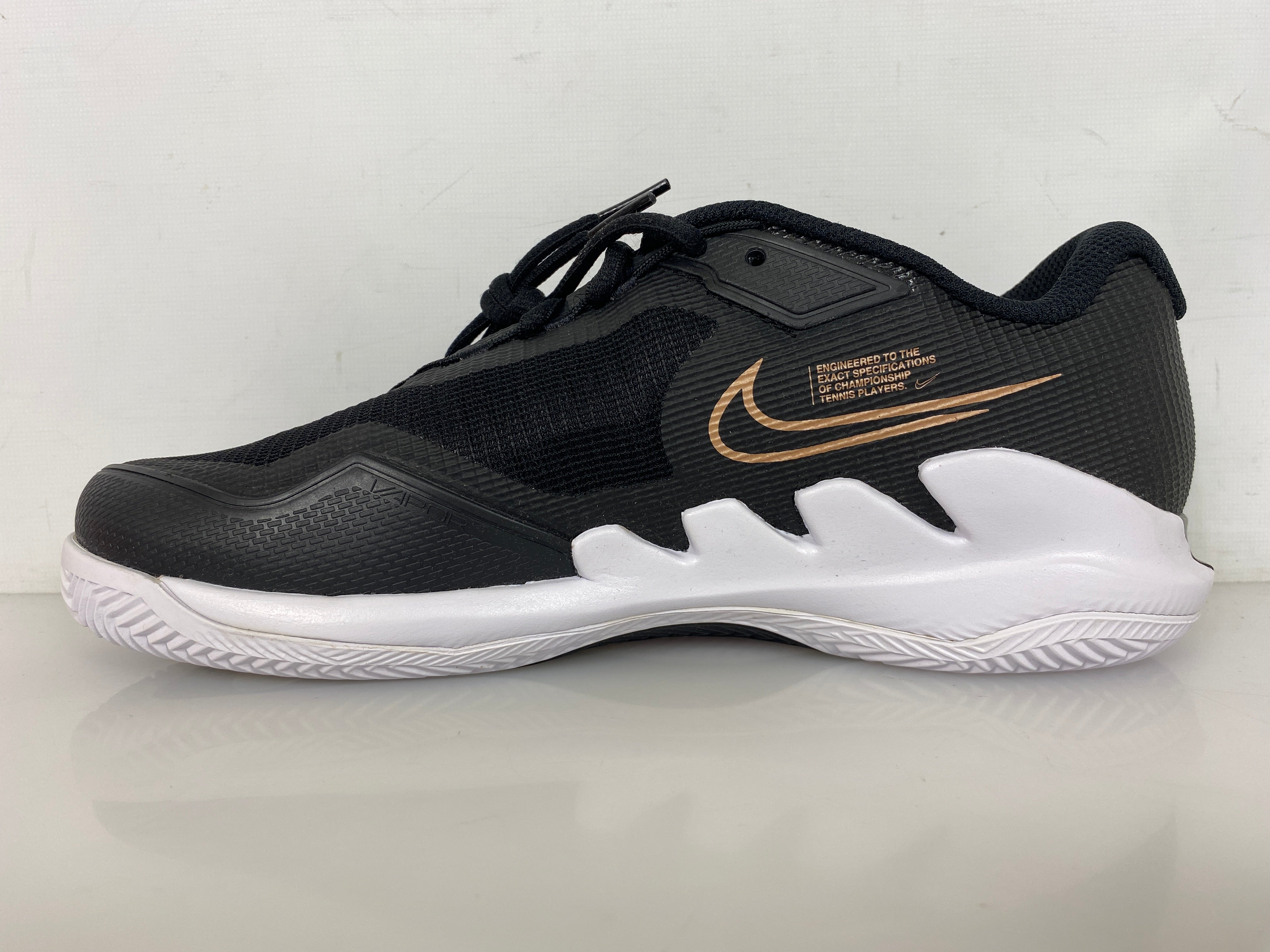 Nike Black Zoom Vapor Pro Clay Women's Size 8