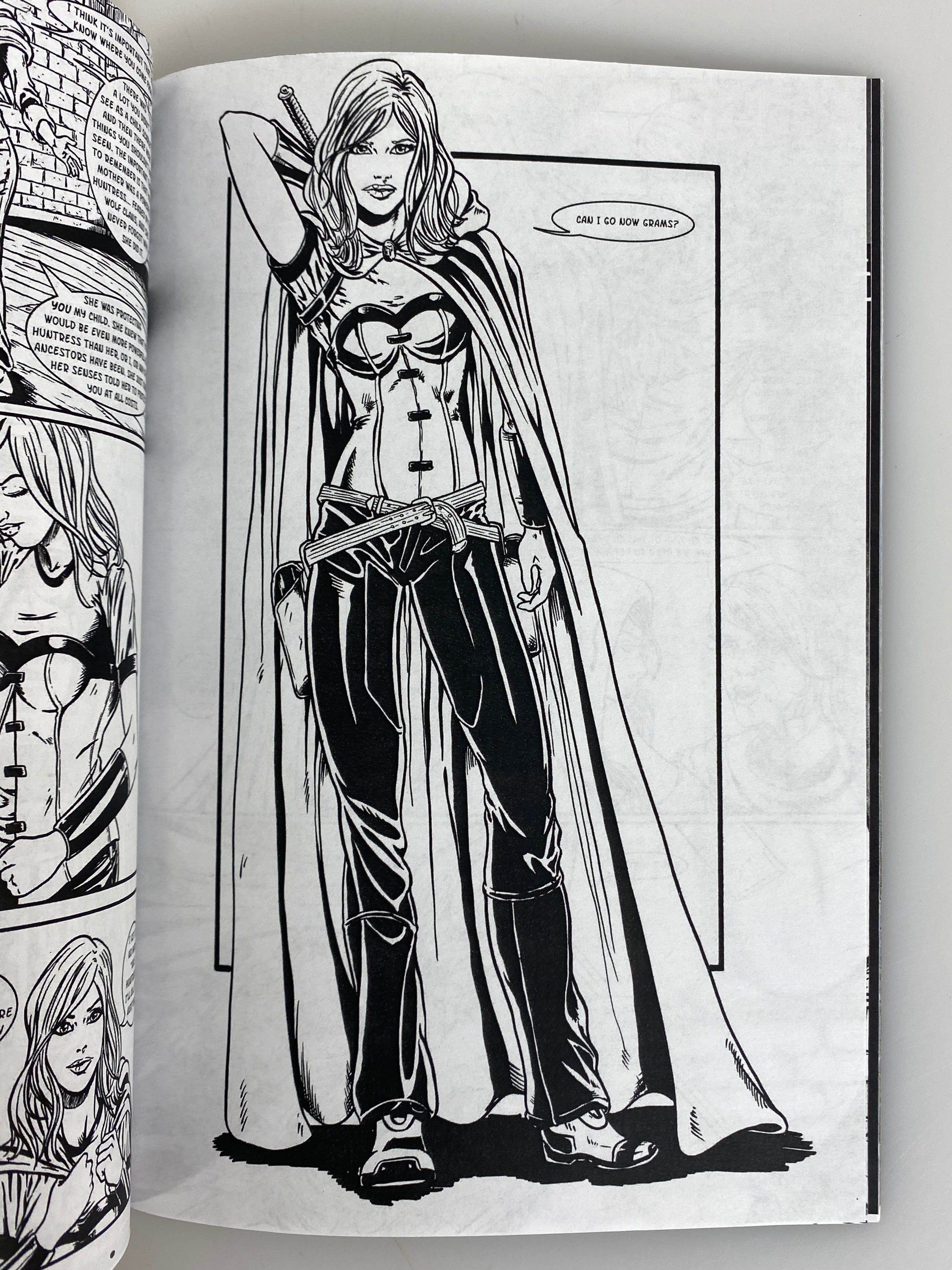 Scarlet Huntress Signed #2 2011