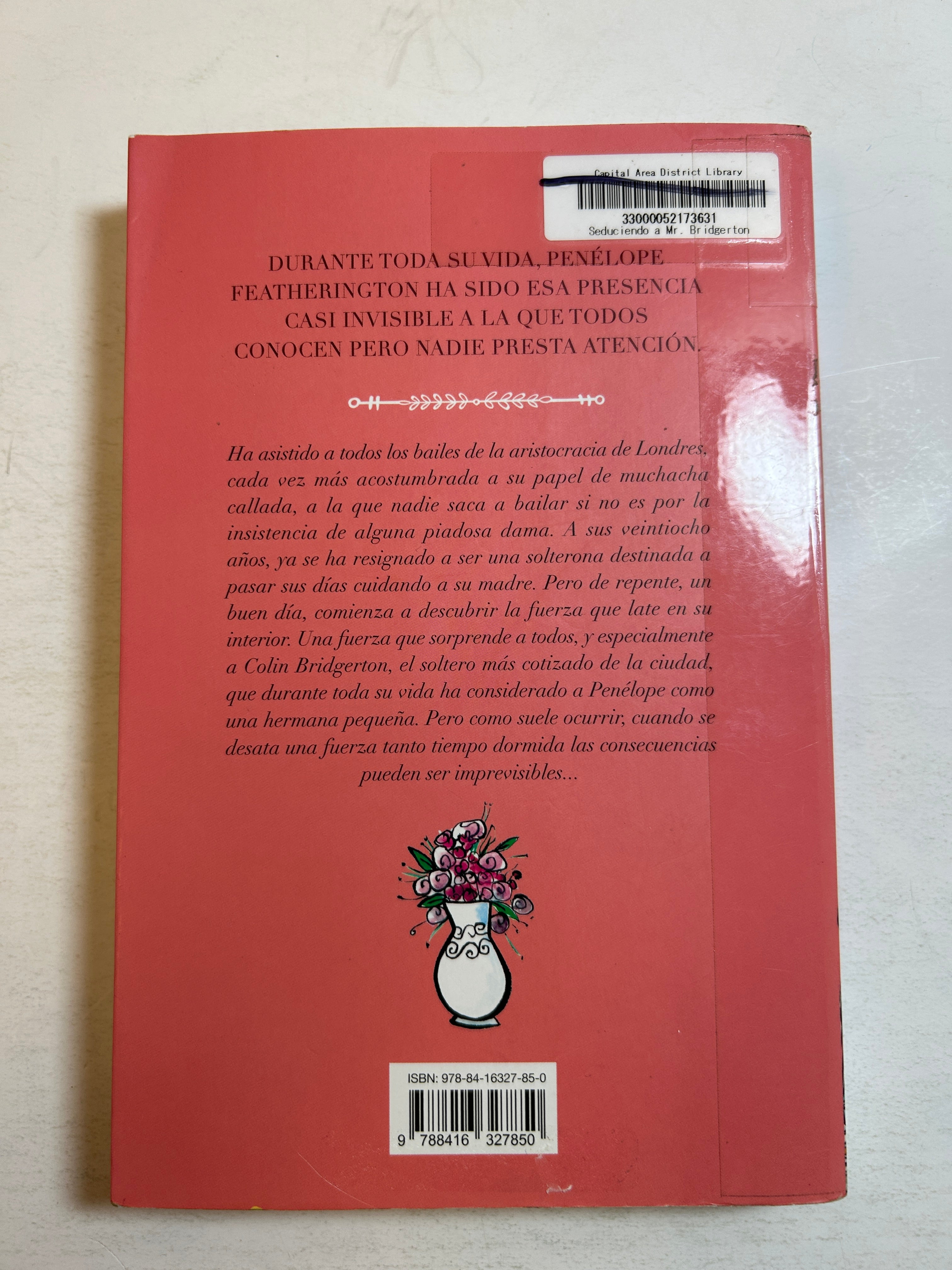 Seduciendo a Mr. Bridgerton (Bridgerton 4) Spanish Edition Trade Paperback Ex-Library